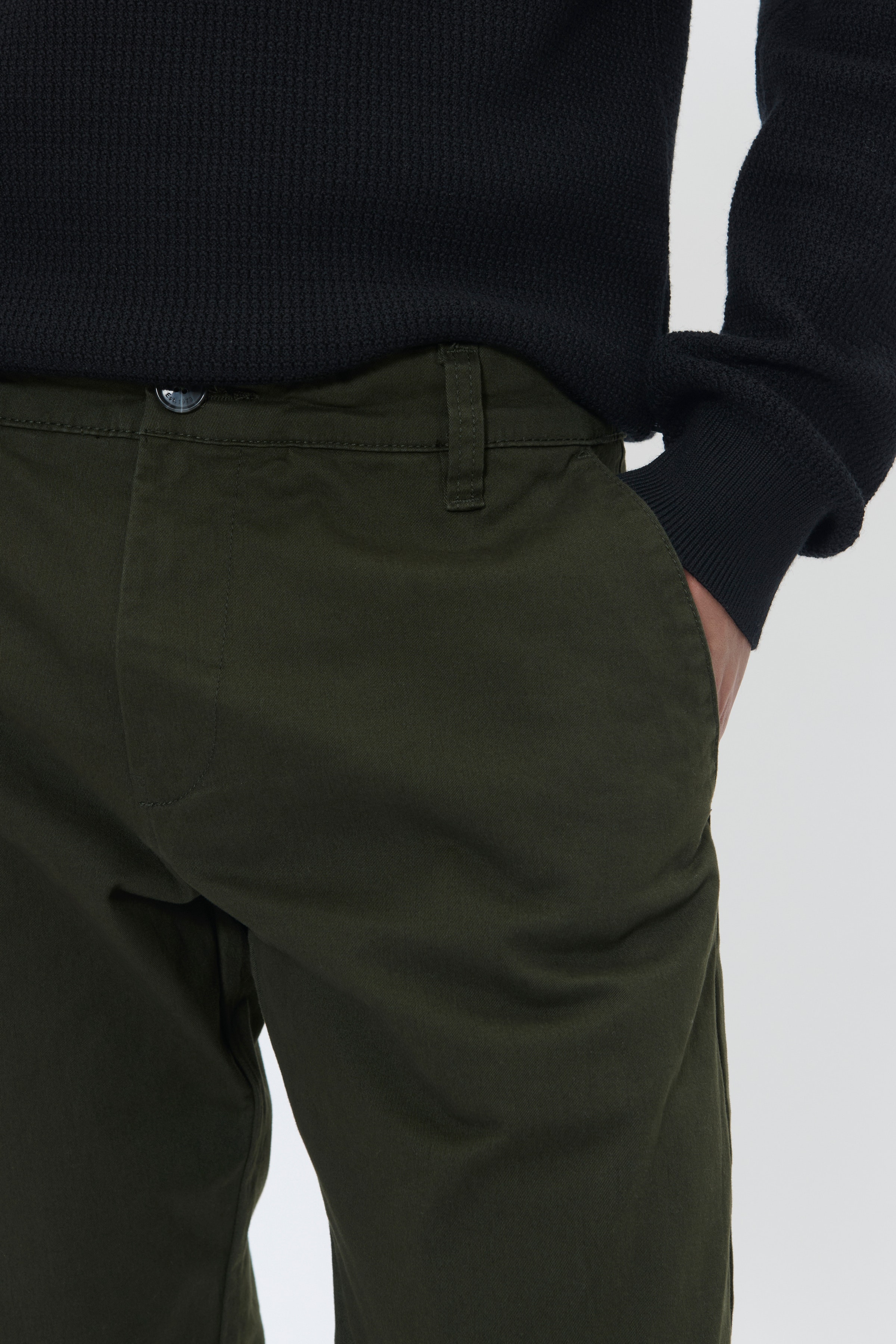 MABrent Trousers LOOKBOOK DETAIL 30207455-190509