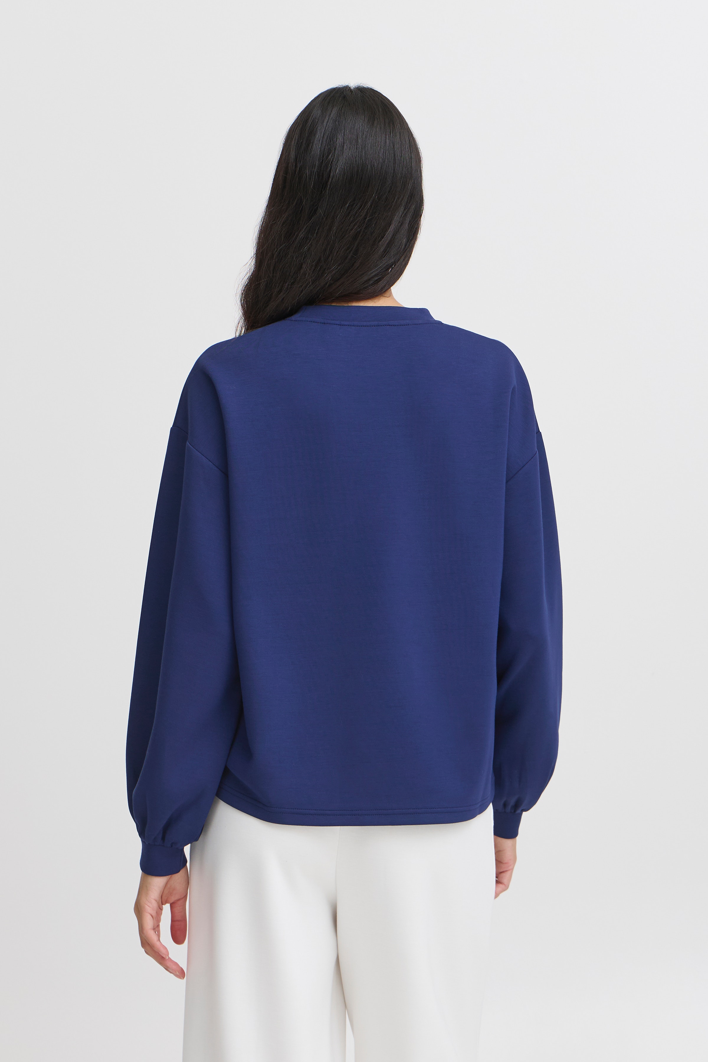 BYPUSTI Sweatshirt LOOKBOOK BACK 20816692-193933