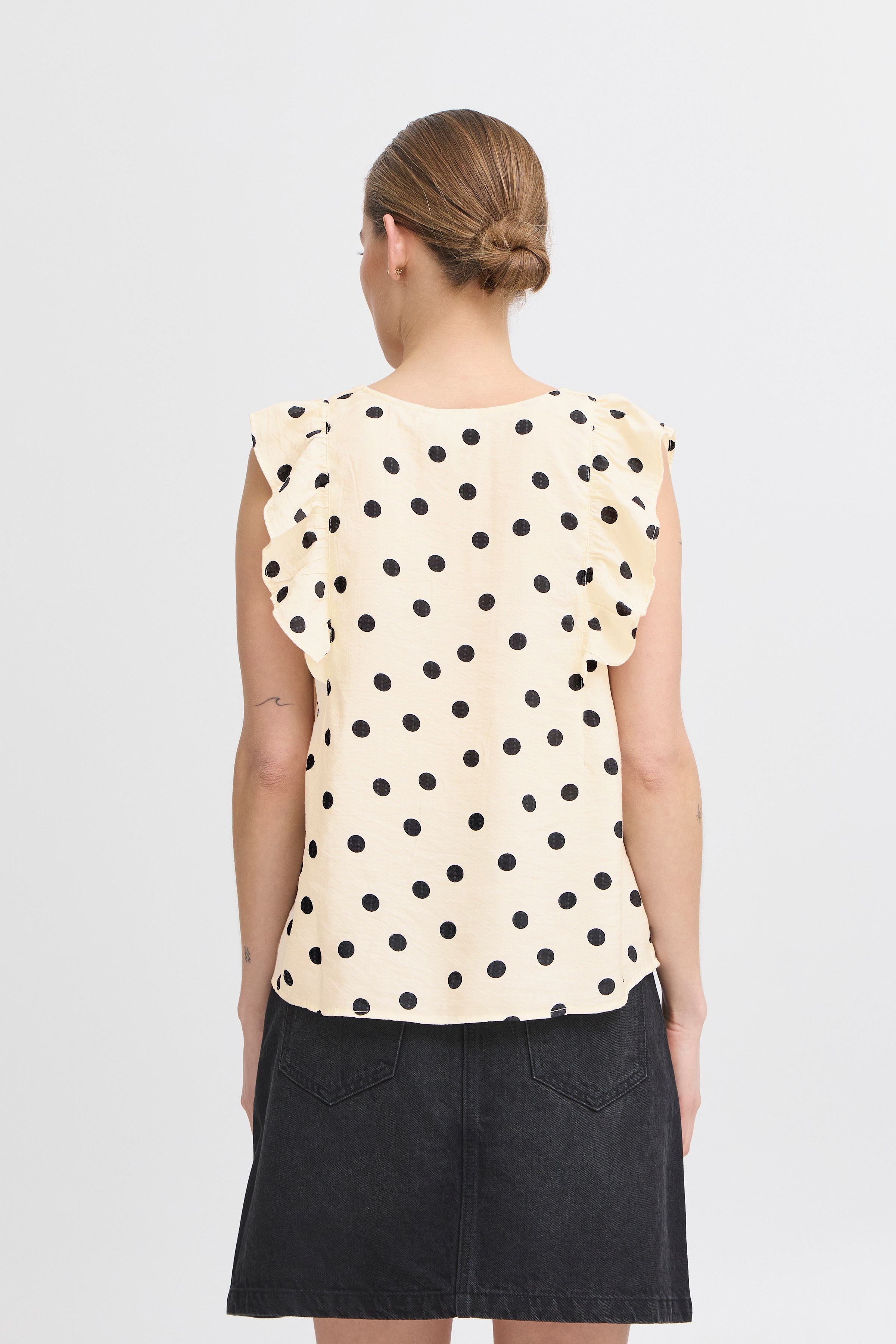 IHTADITA Bluse LOOKBOOK BACK 20123351-204637