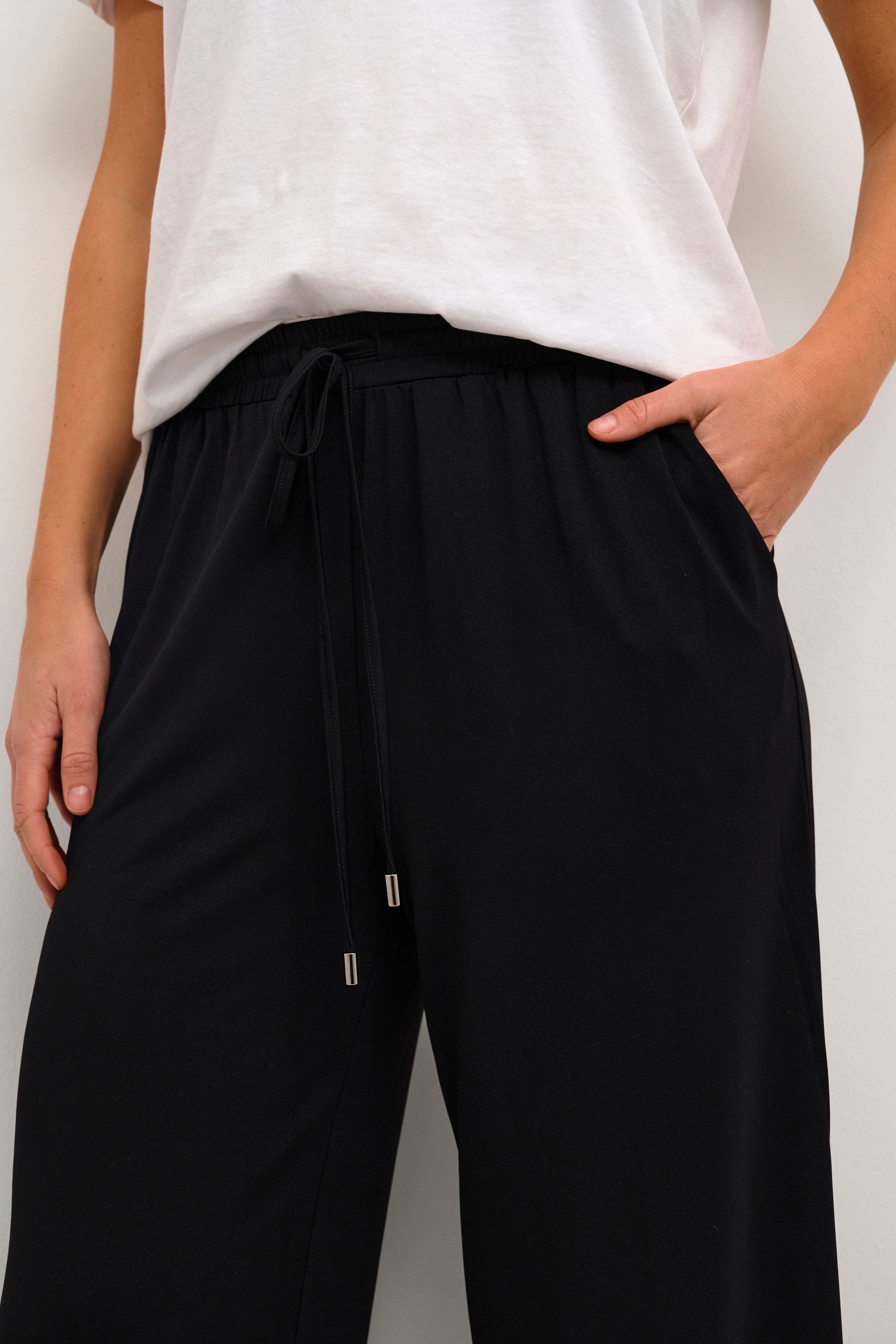 KAmallie Bukser LOOKBOOK DETAIL 10508903-100121