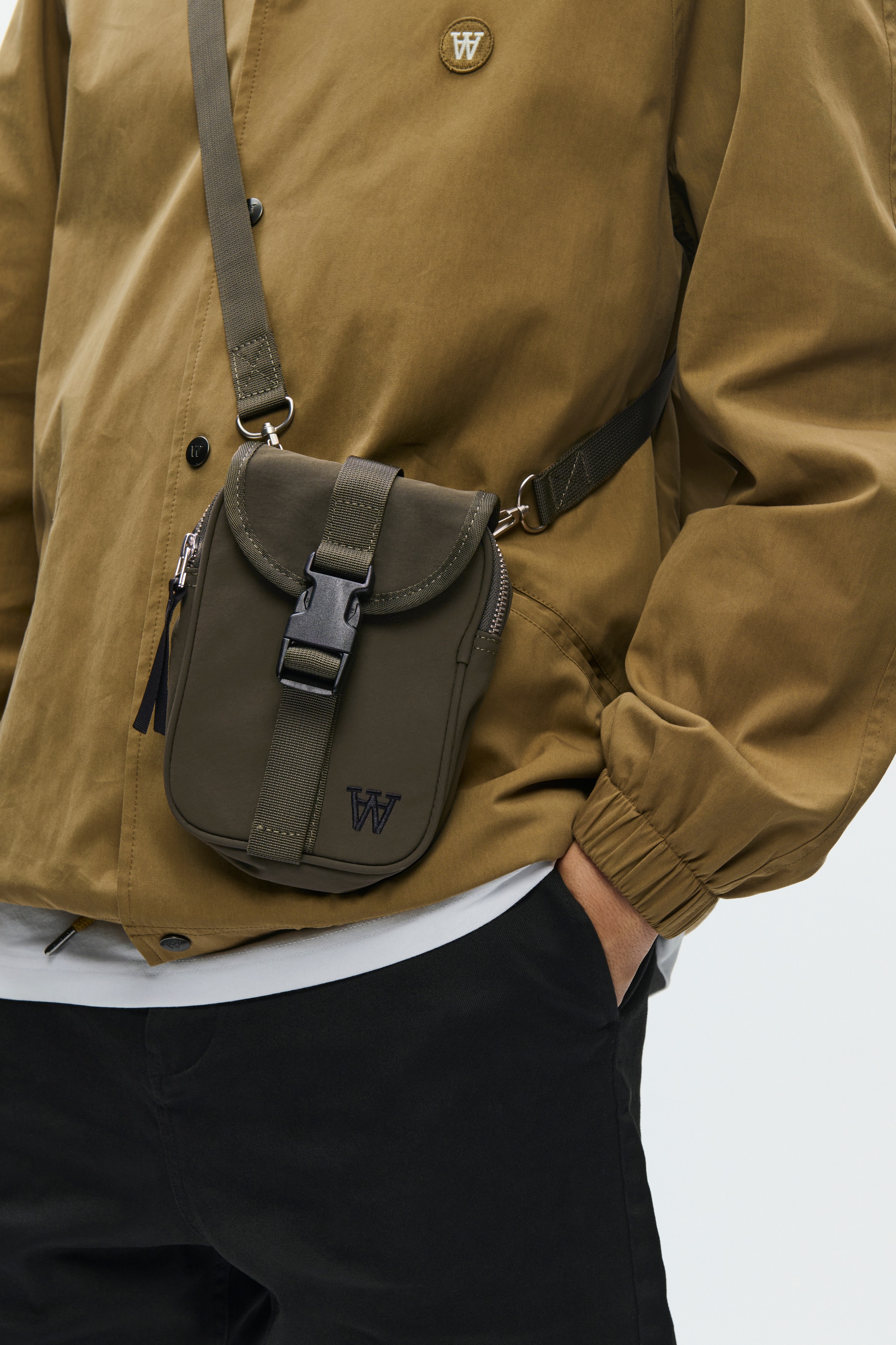 WWRalf schoudertas LOCATION NONE 30251921-190511