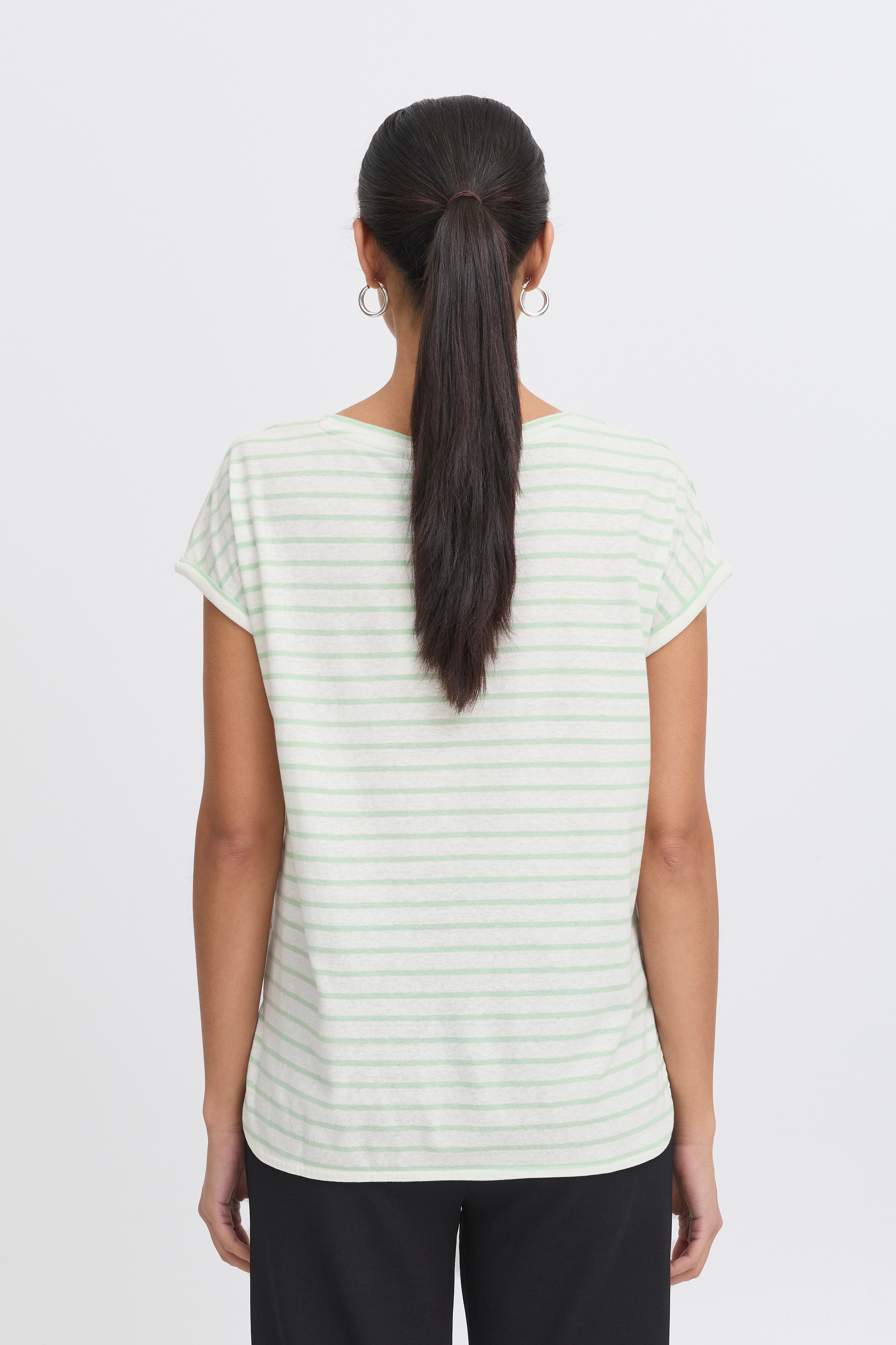 IHYULIETTA T-shirt LOOKBOOK BACK 20122855-204409