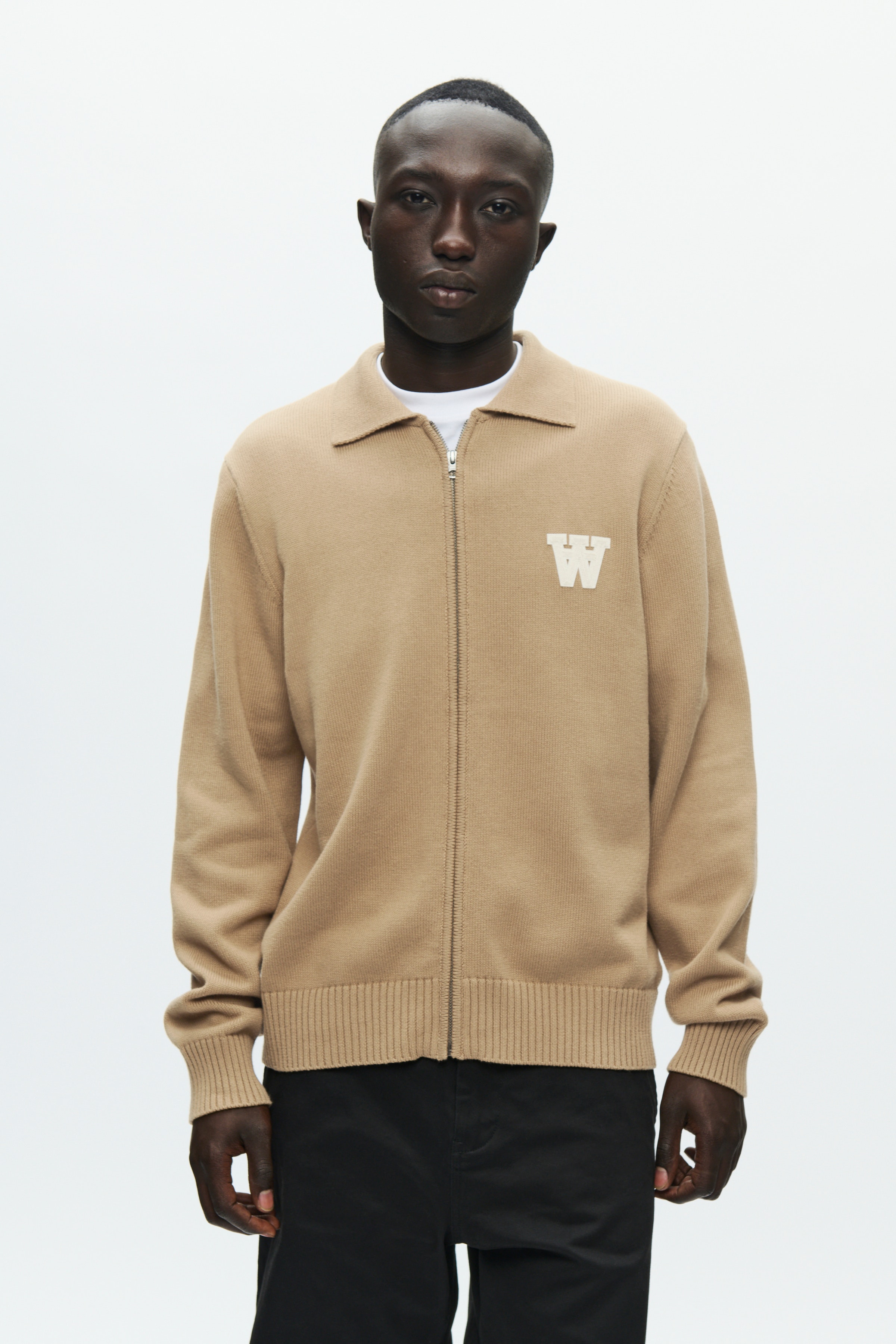 WWTay Vest LOOKBOOK FRONT 30251953-181022