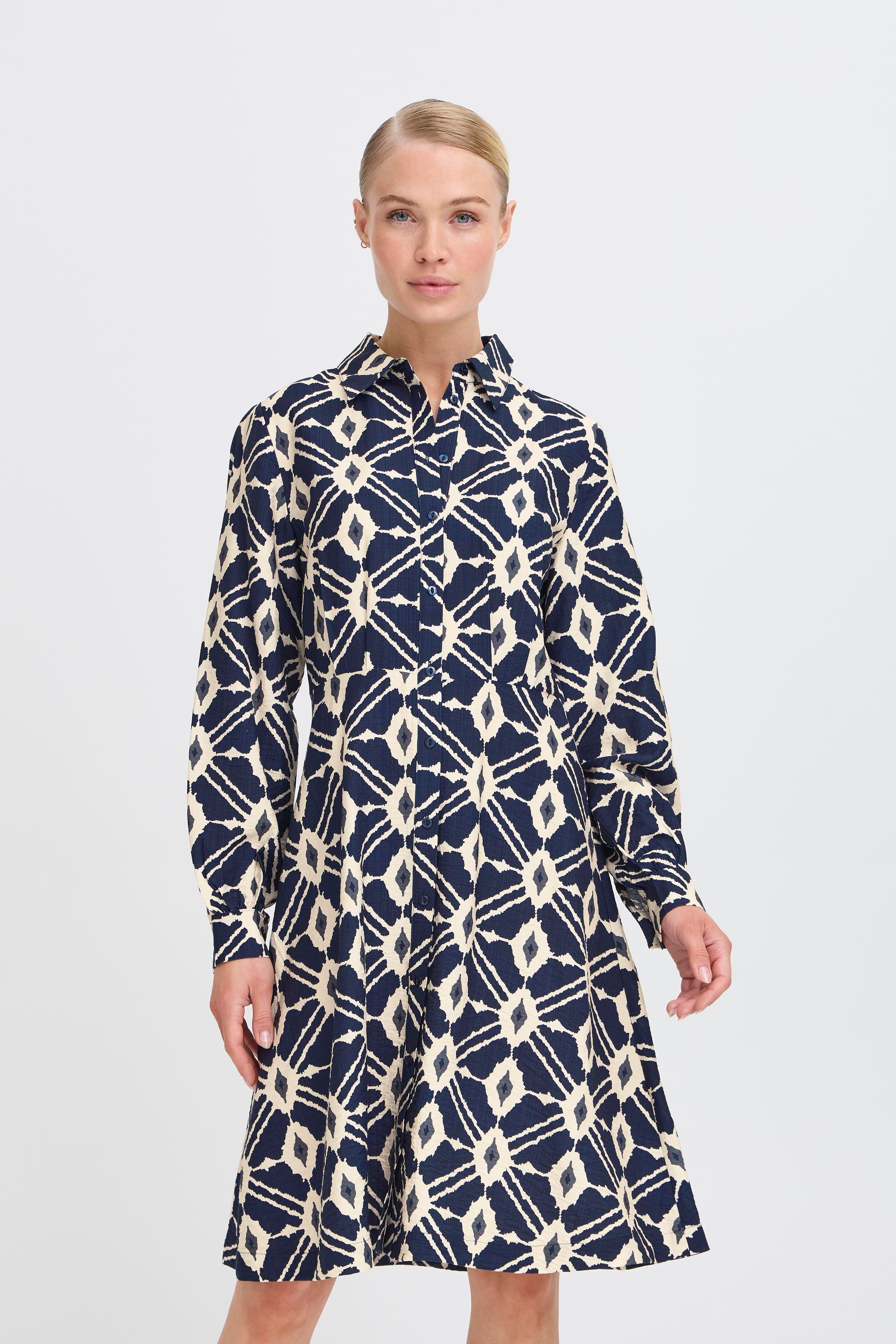 BYIKAIA Kleid LOOKBOOK FRONT 20818351-900003021