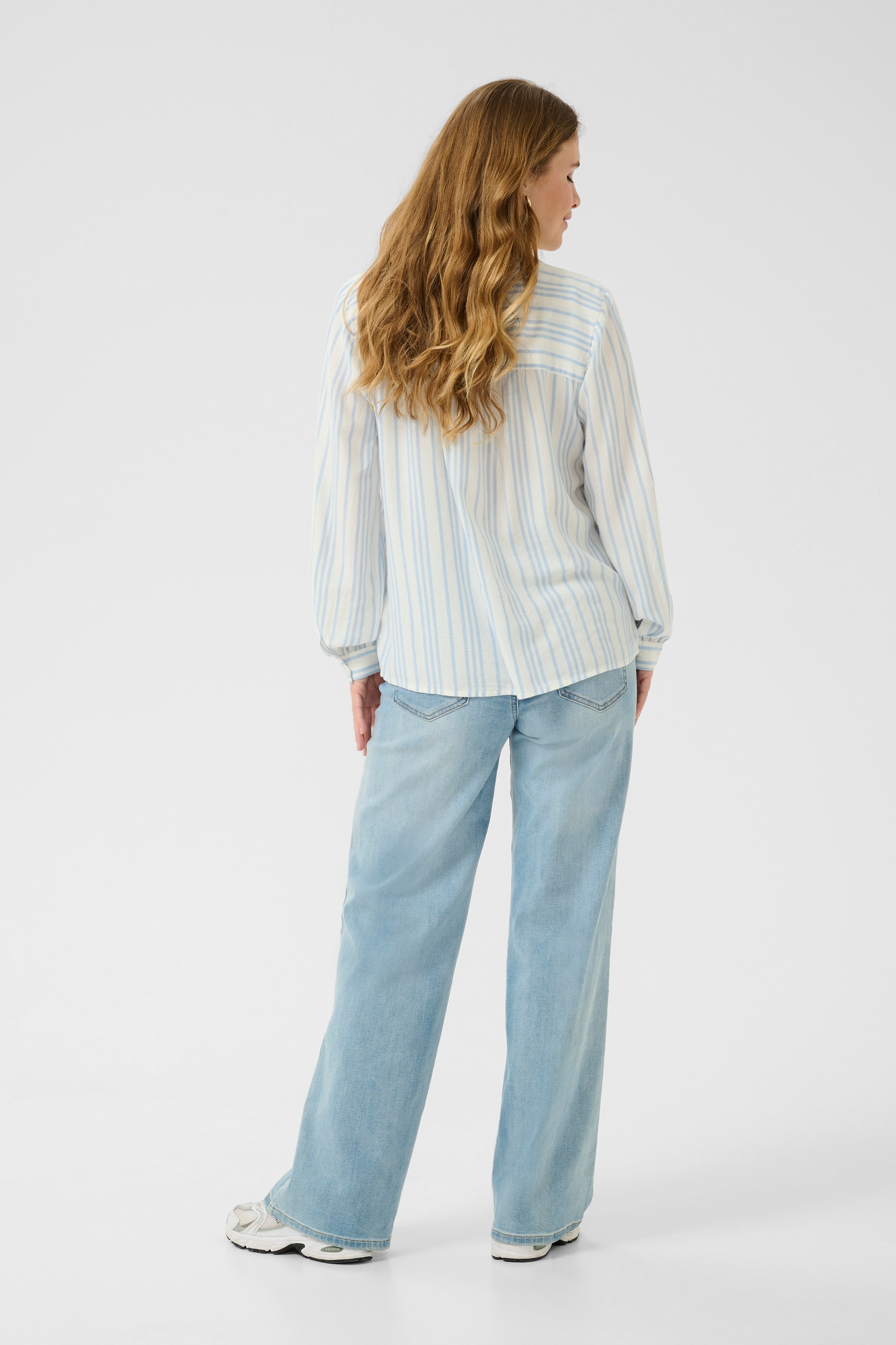 KAmilia Lin bluse LOOKBOOK BACK 10508313-107740