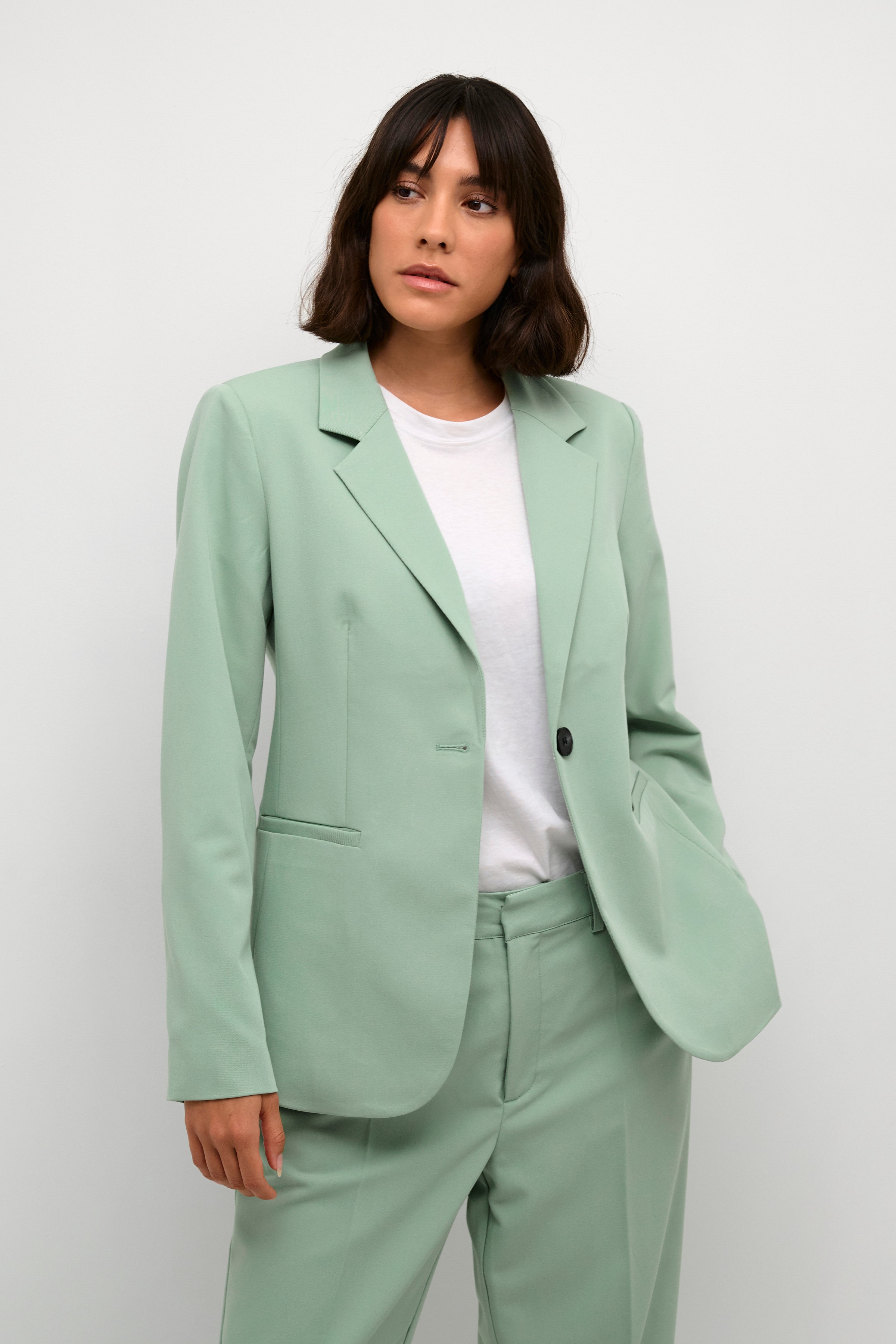 KAsakura Blazer LOOKBOOK FRONT 10506684-165907