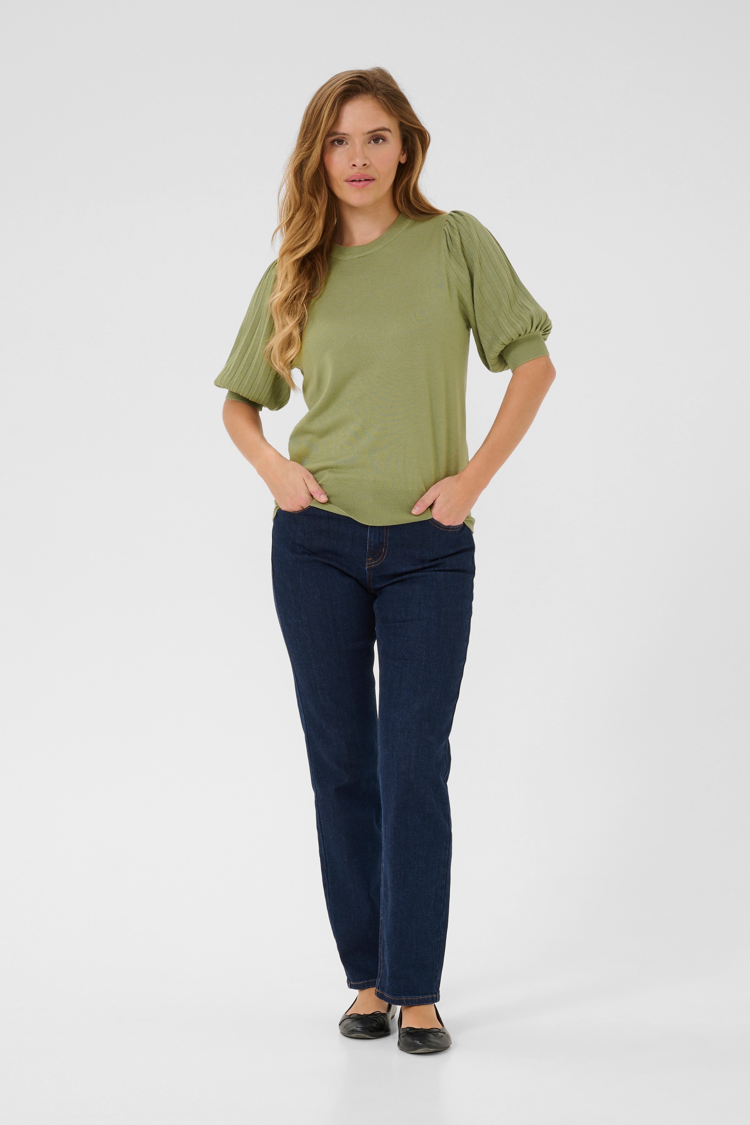 KAlone Pullover LOOKBOOK FRONT 10508368-170115