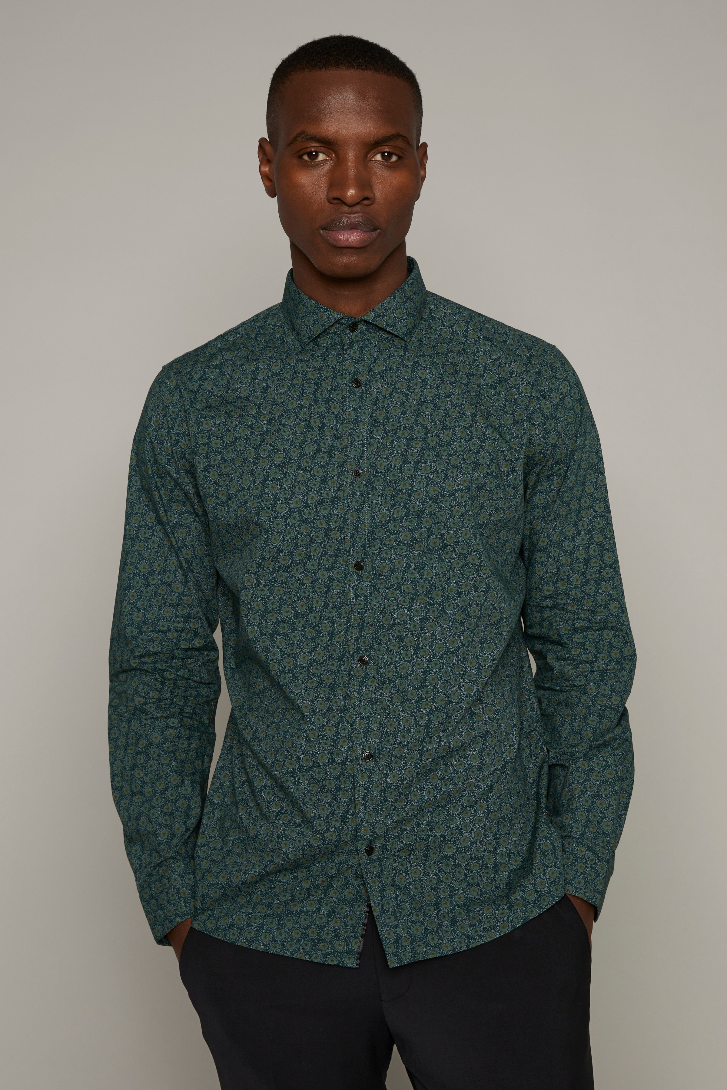 MAtrostol Overhemd LOOKBOOK FRONT 30206481-195350