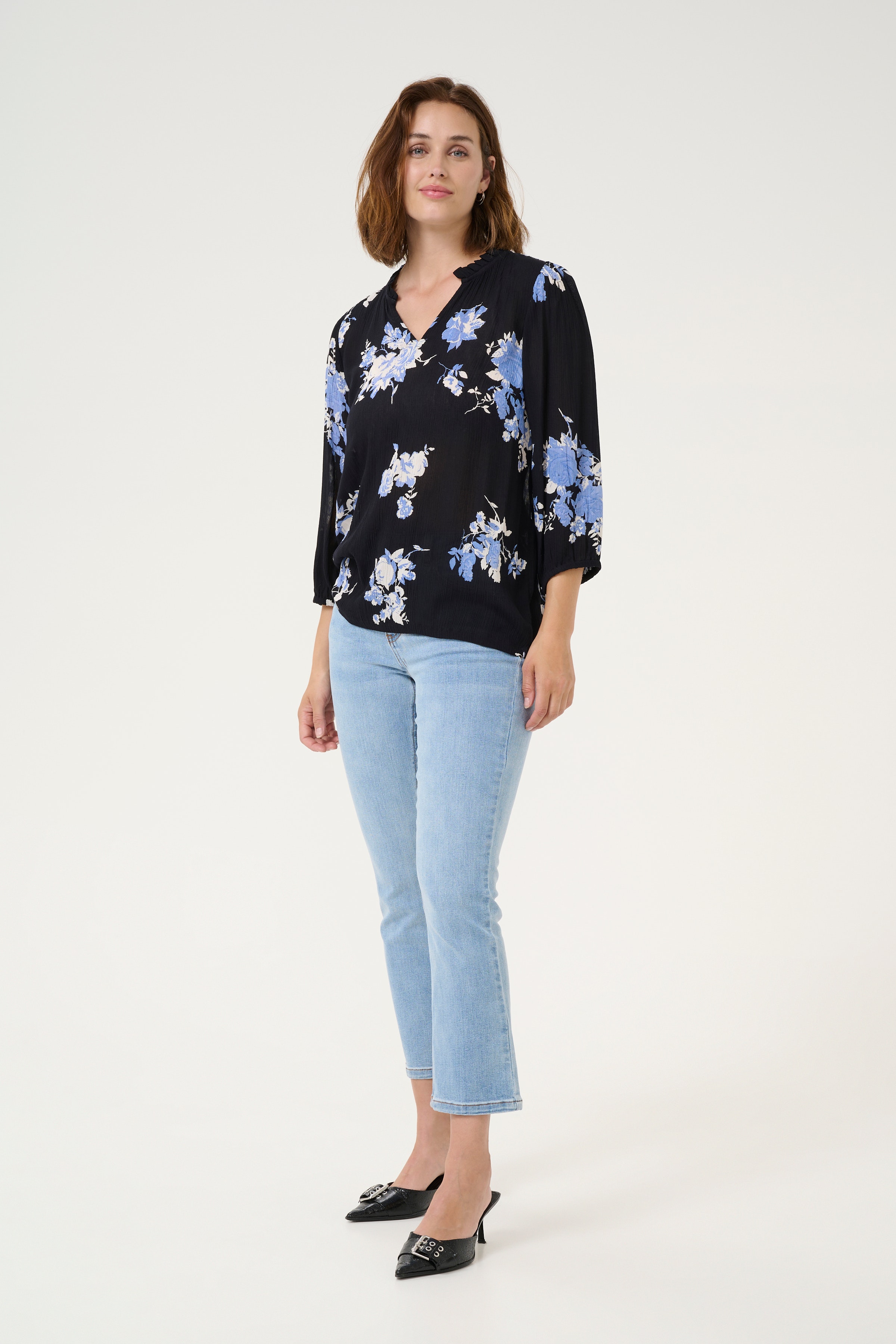 KAedita Bluse LOOKBOOK FRONT 10509812-107339