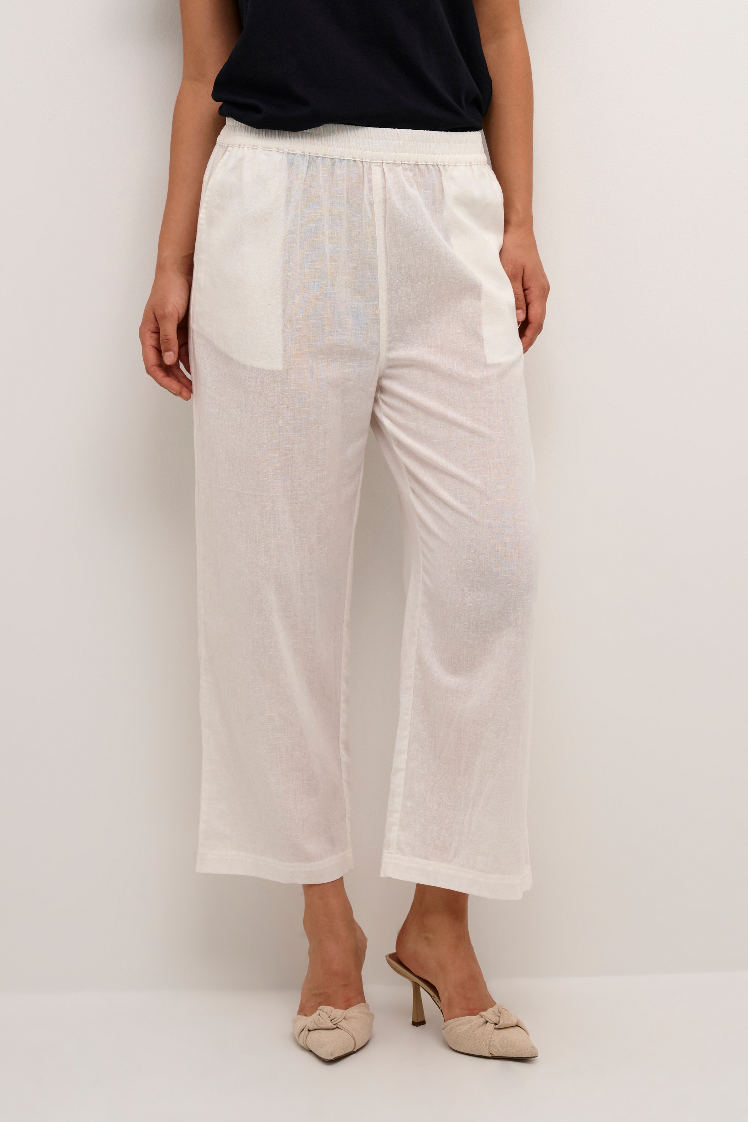 KAvigga Lin Bukser LOOKBOOK FRONT 10508815-125202
