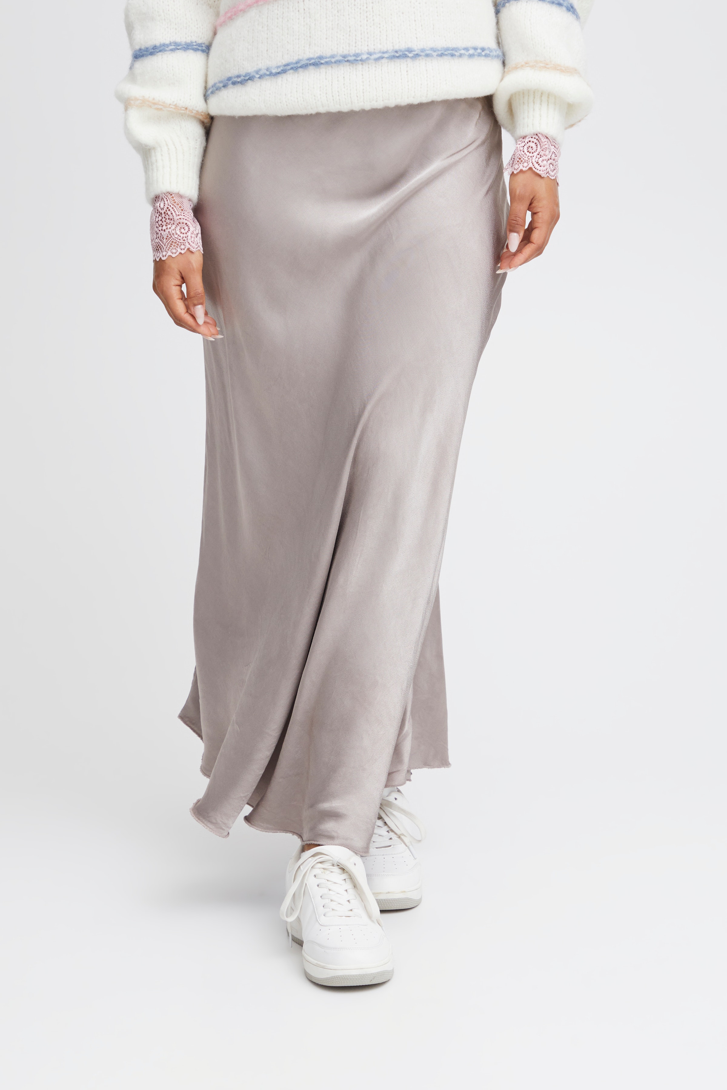 SBMAHNOOR Skjørt LOOKBOOK FRONT 22100497-171311
