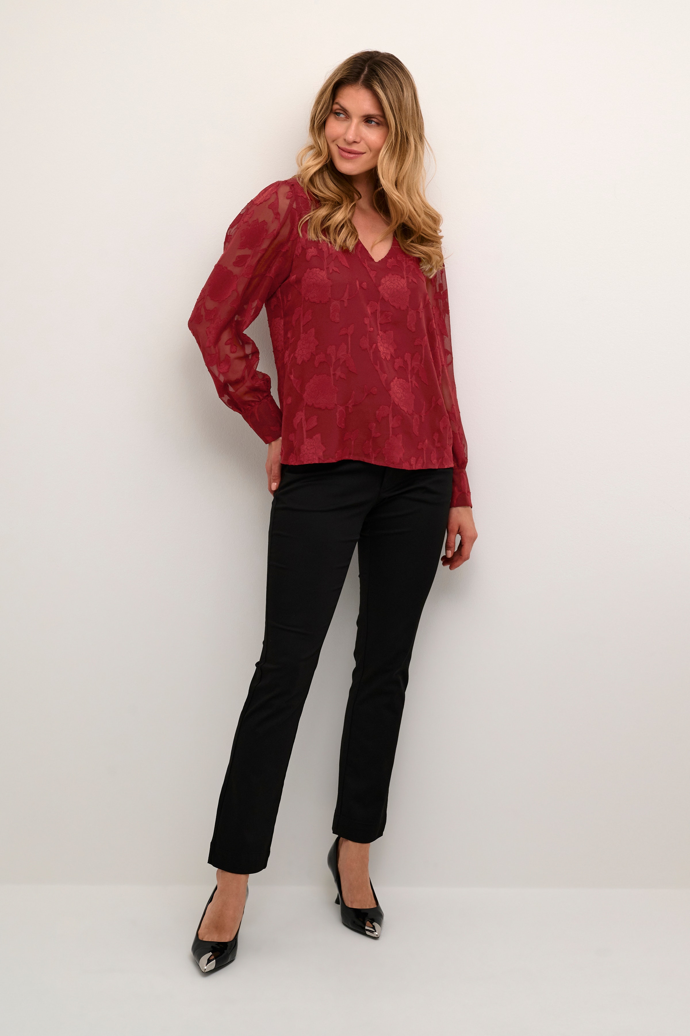 KAtulla Bluse LOOKBOOK FRONT 10508023-191531