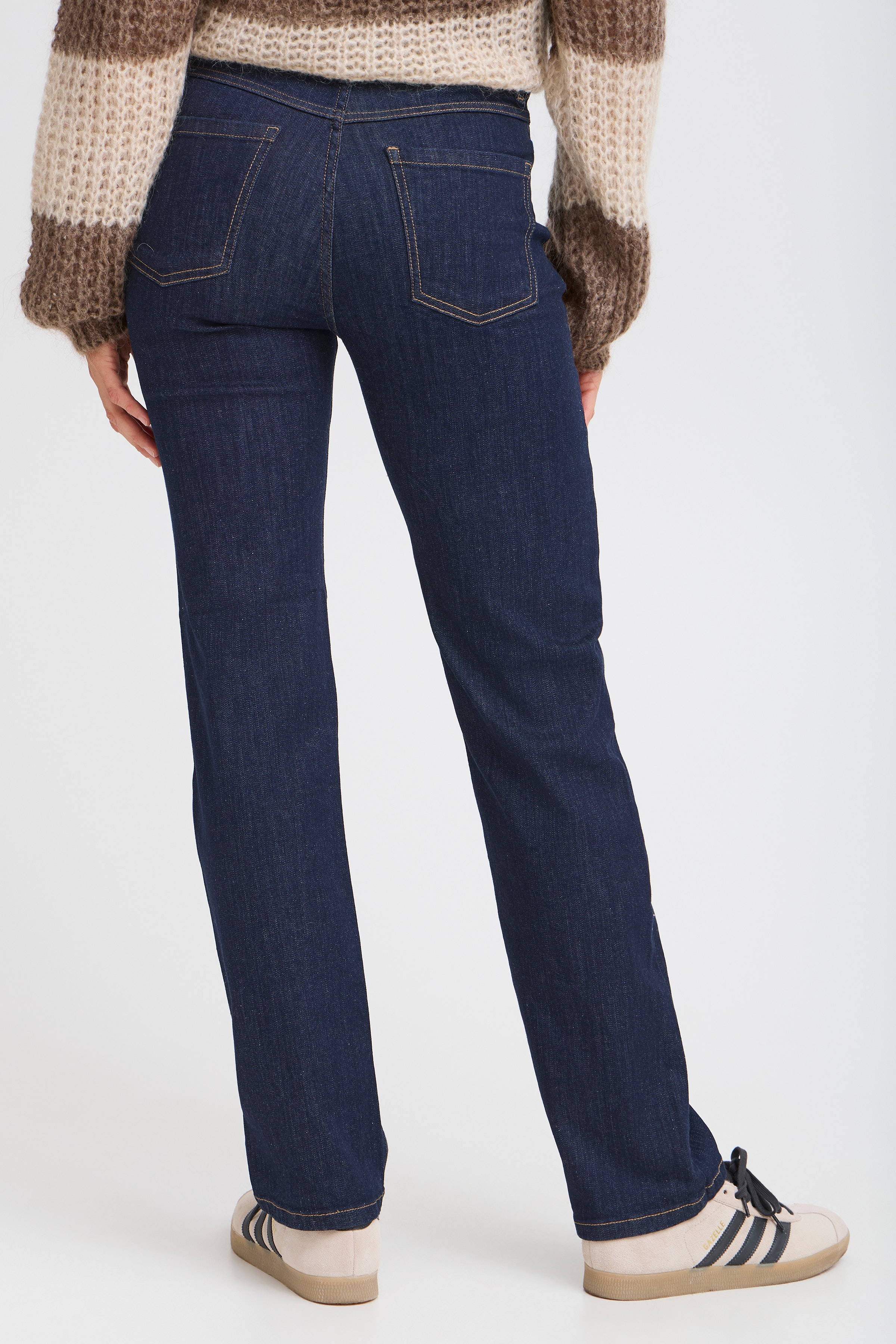 PZKATJA Jeans LOOKBOOK BACK 50208637-202124