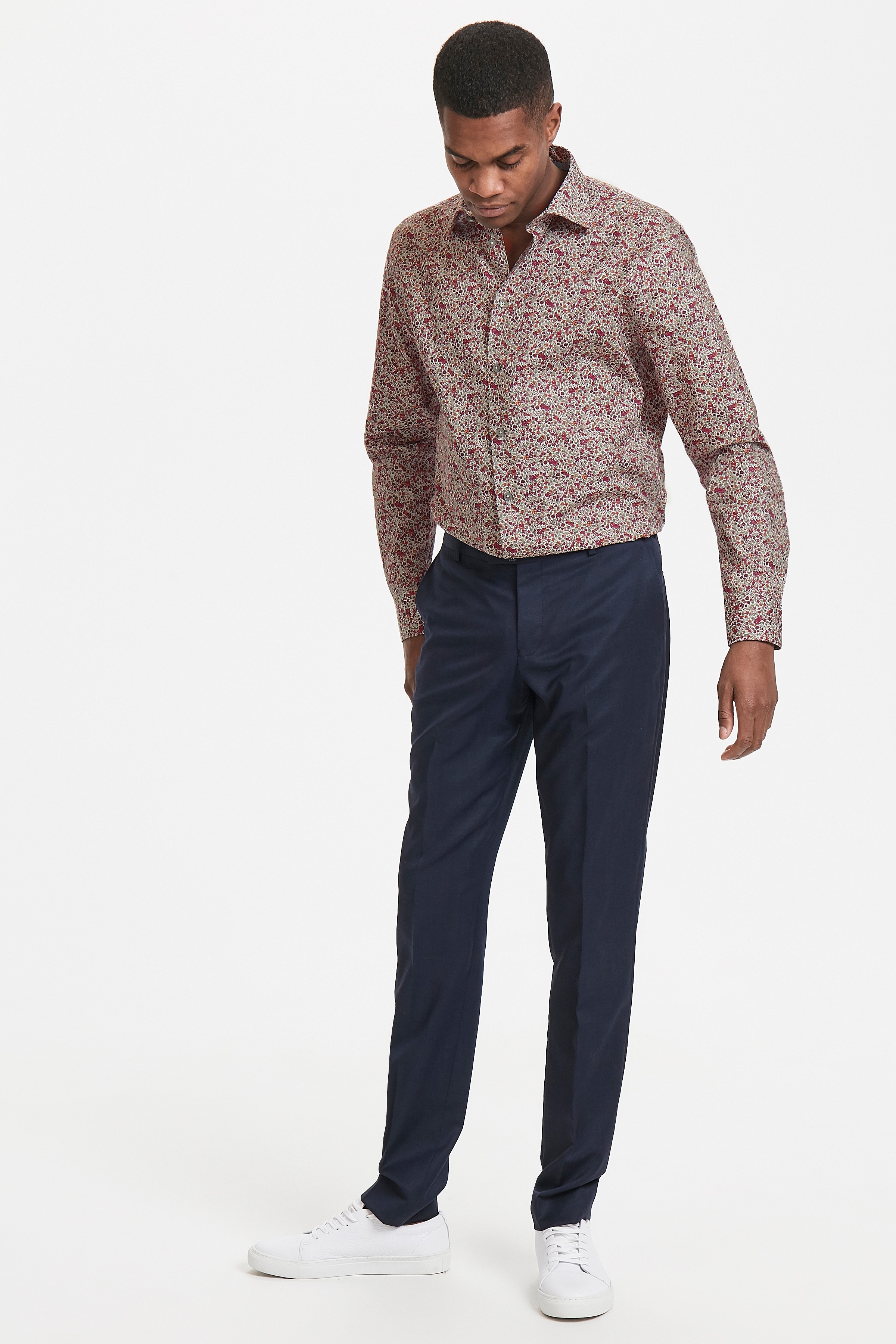 Marc Shirt LOOKBOOK FRONT 30203548-27549