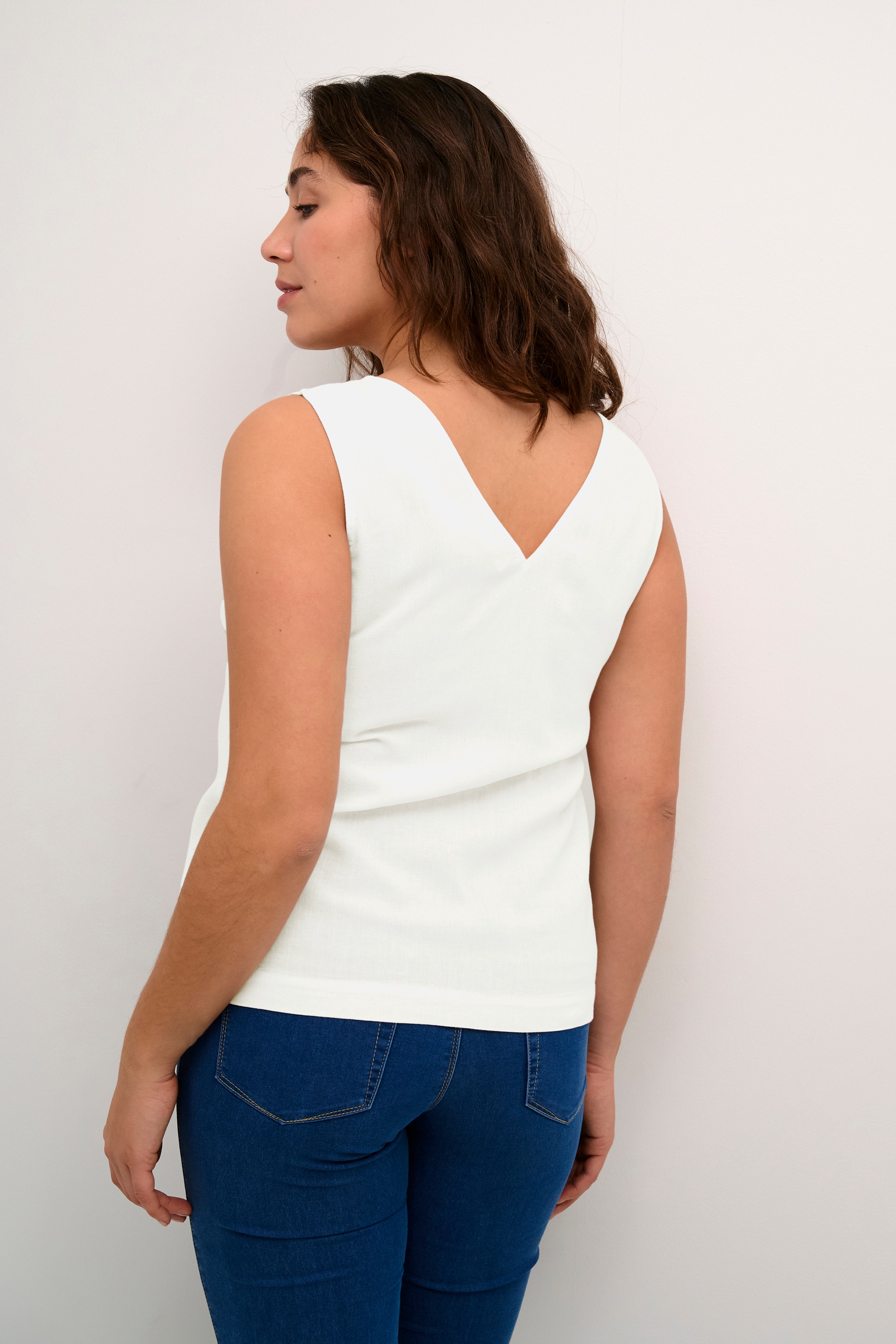 KAmilia Lin Top LOOKBOOK BACK 10508426-110602