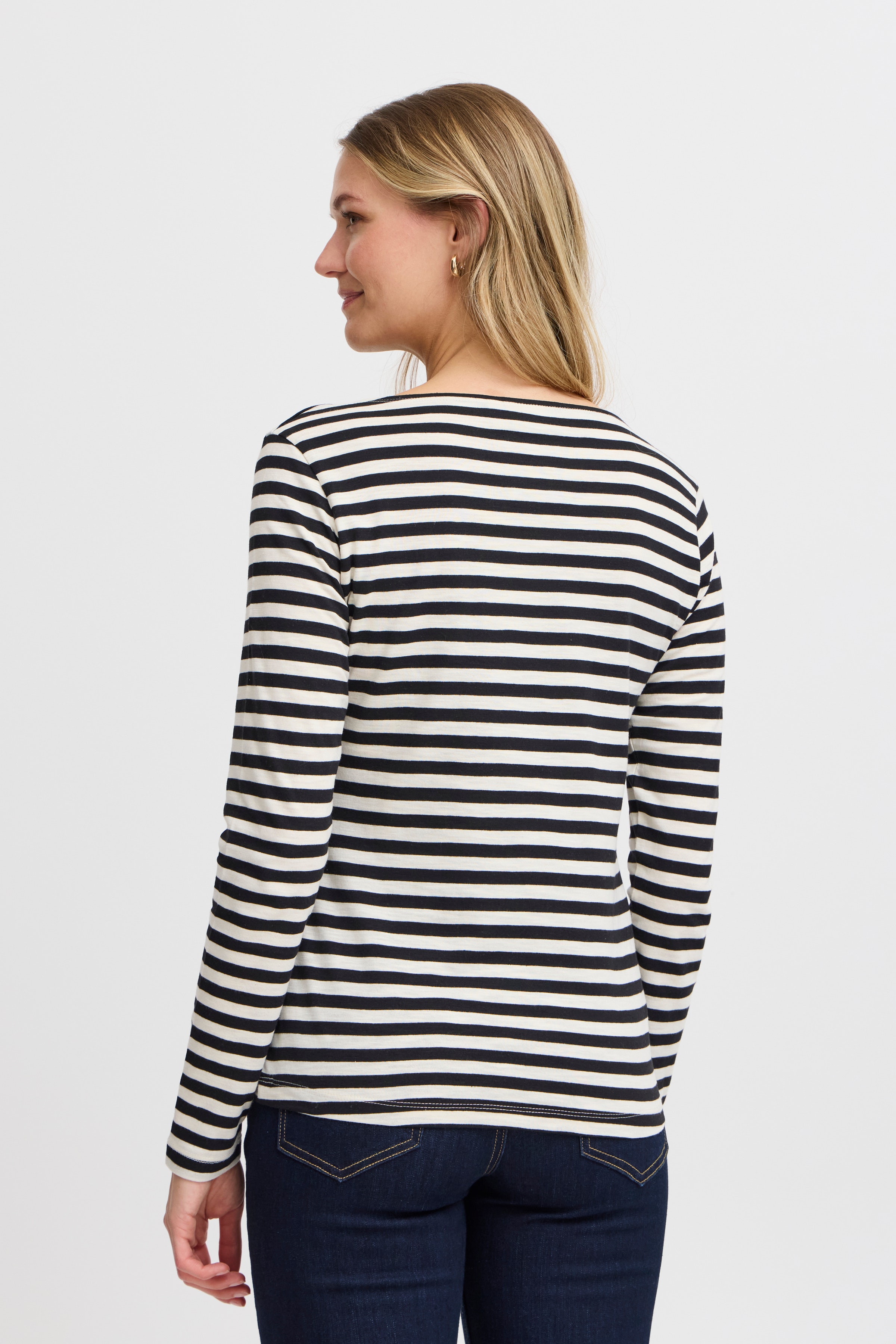 FRMYE T-shirt LOOKBOOK BACK 20614477-200115