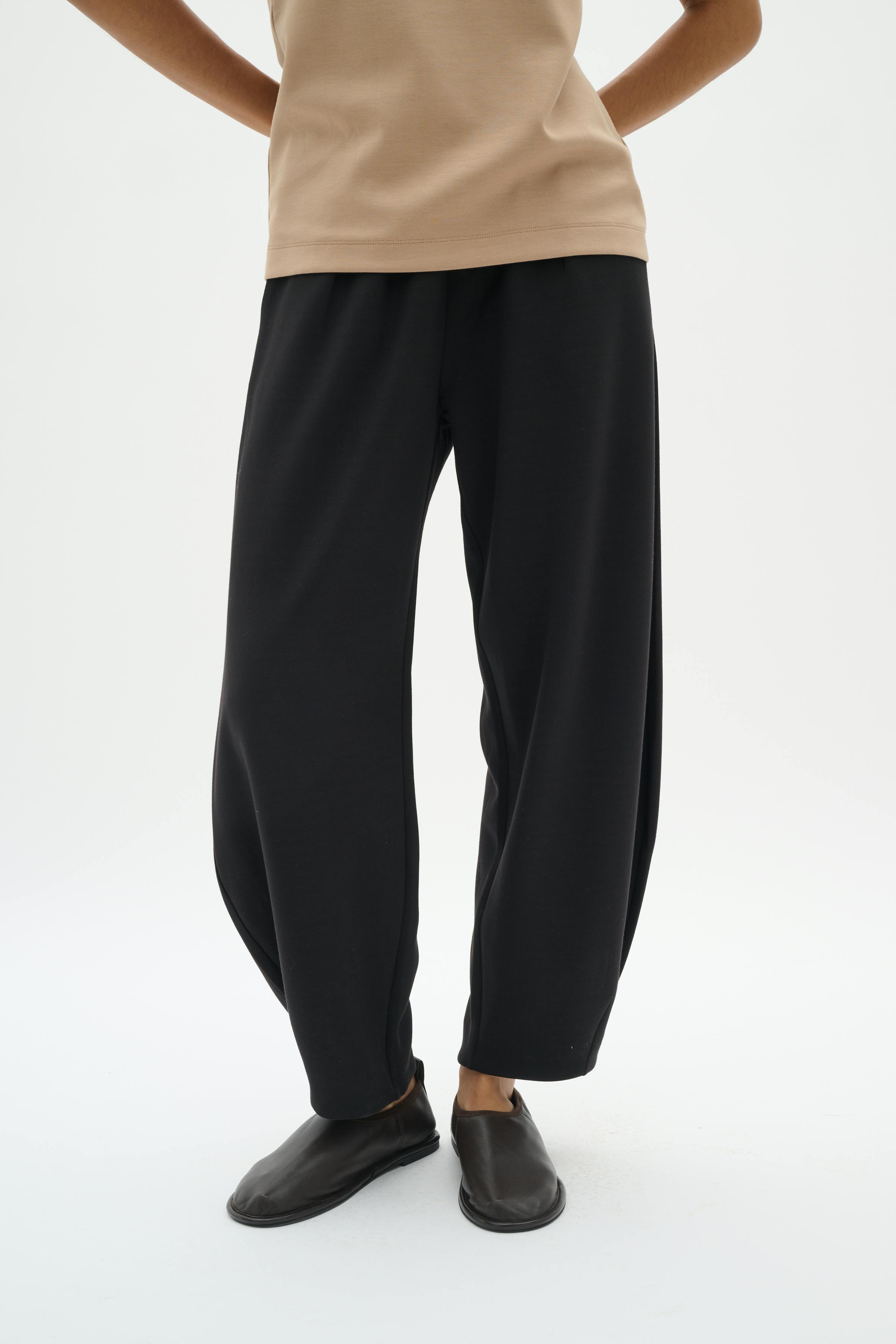 LaicentIW Trousers LOOKBOOK FRONT 30110001-194008