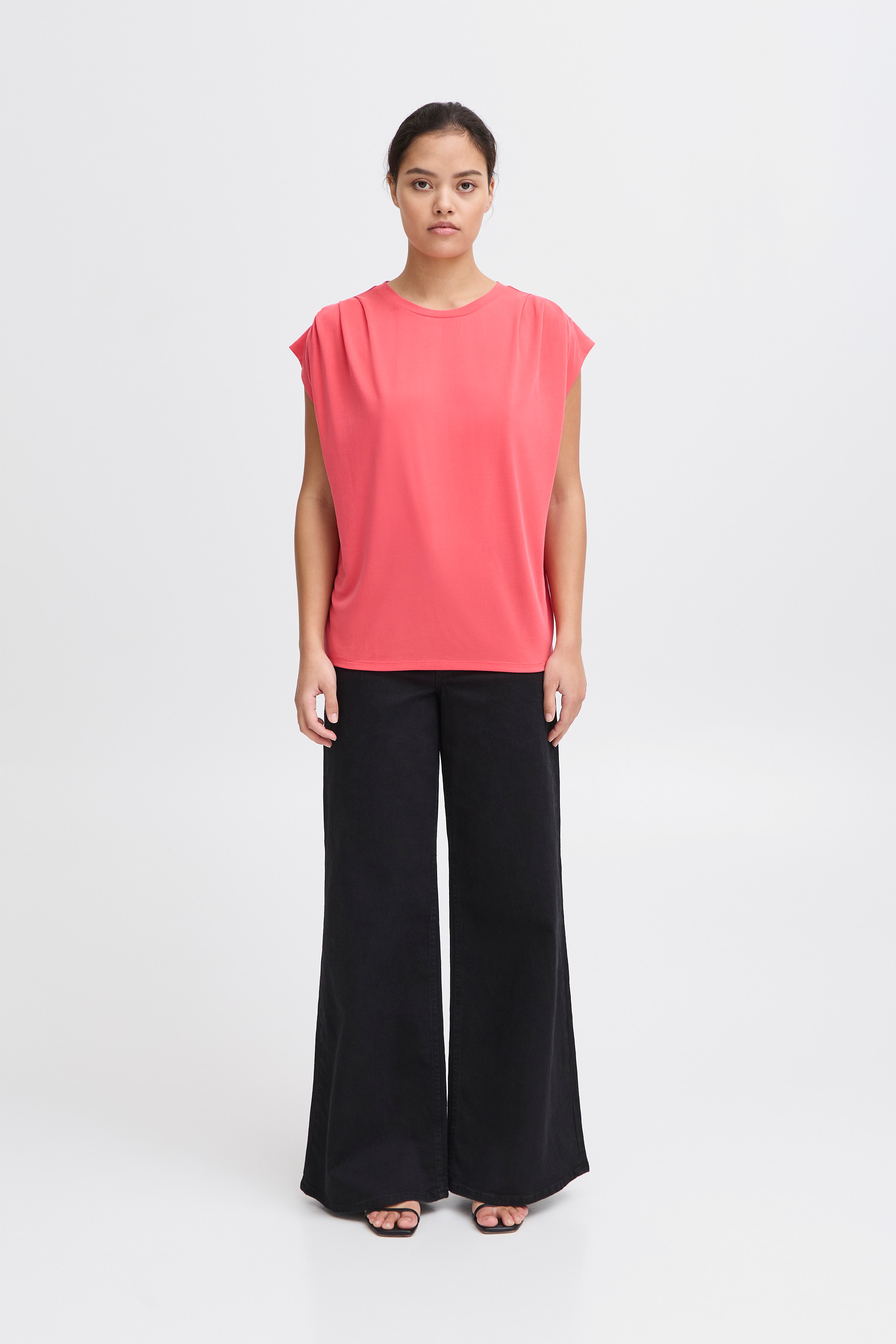IHLISKEN Top LOOKBOOK FRONT 20114138-171753