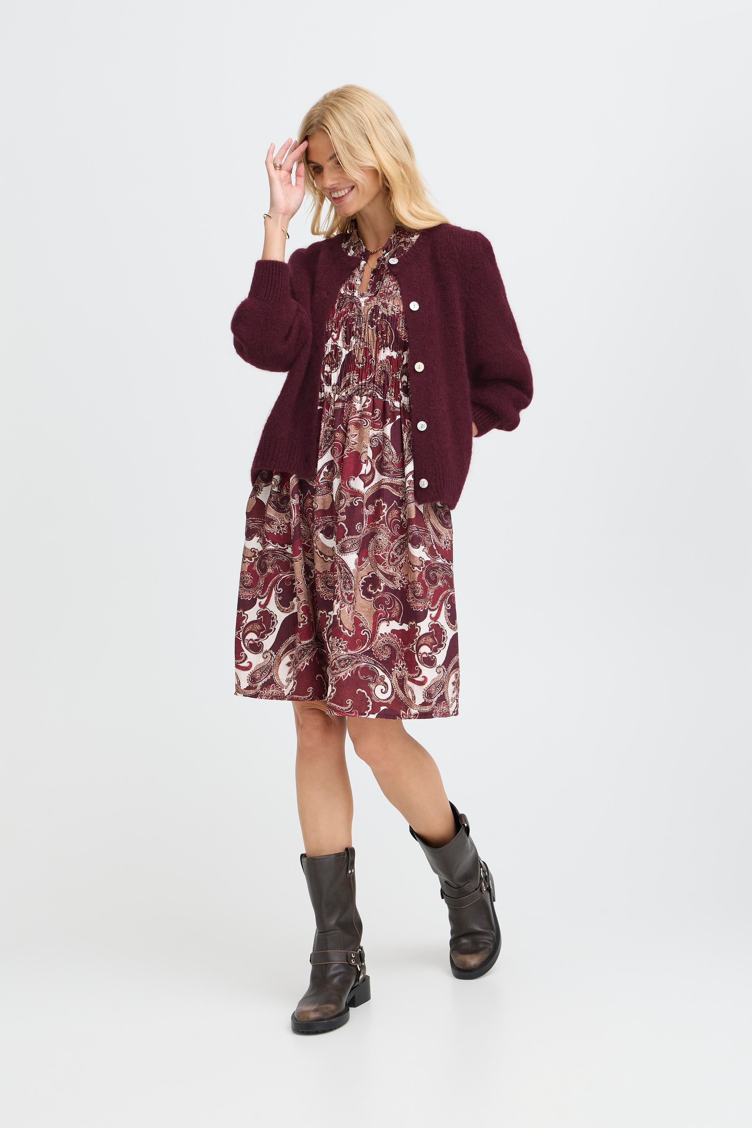 SBGULVIG Cardigan LOOKBOOK FRONT 22100655-191724