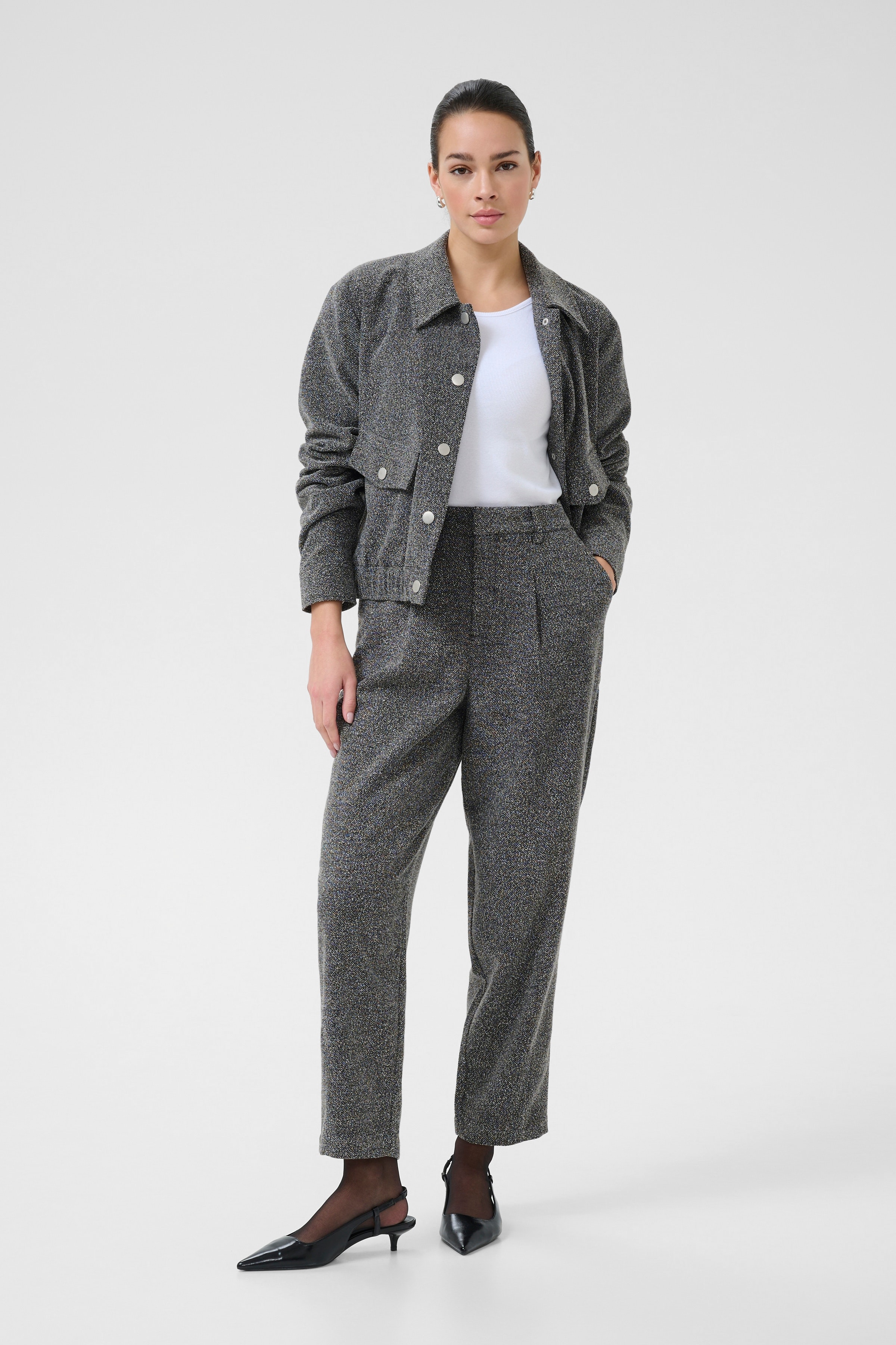 KAalba Hose LOOKBOOK FRONT 10510724-108222
