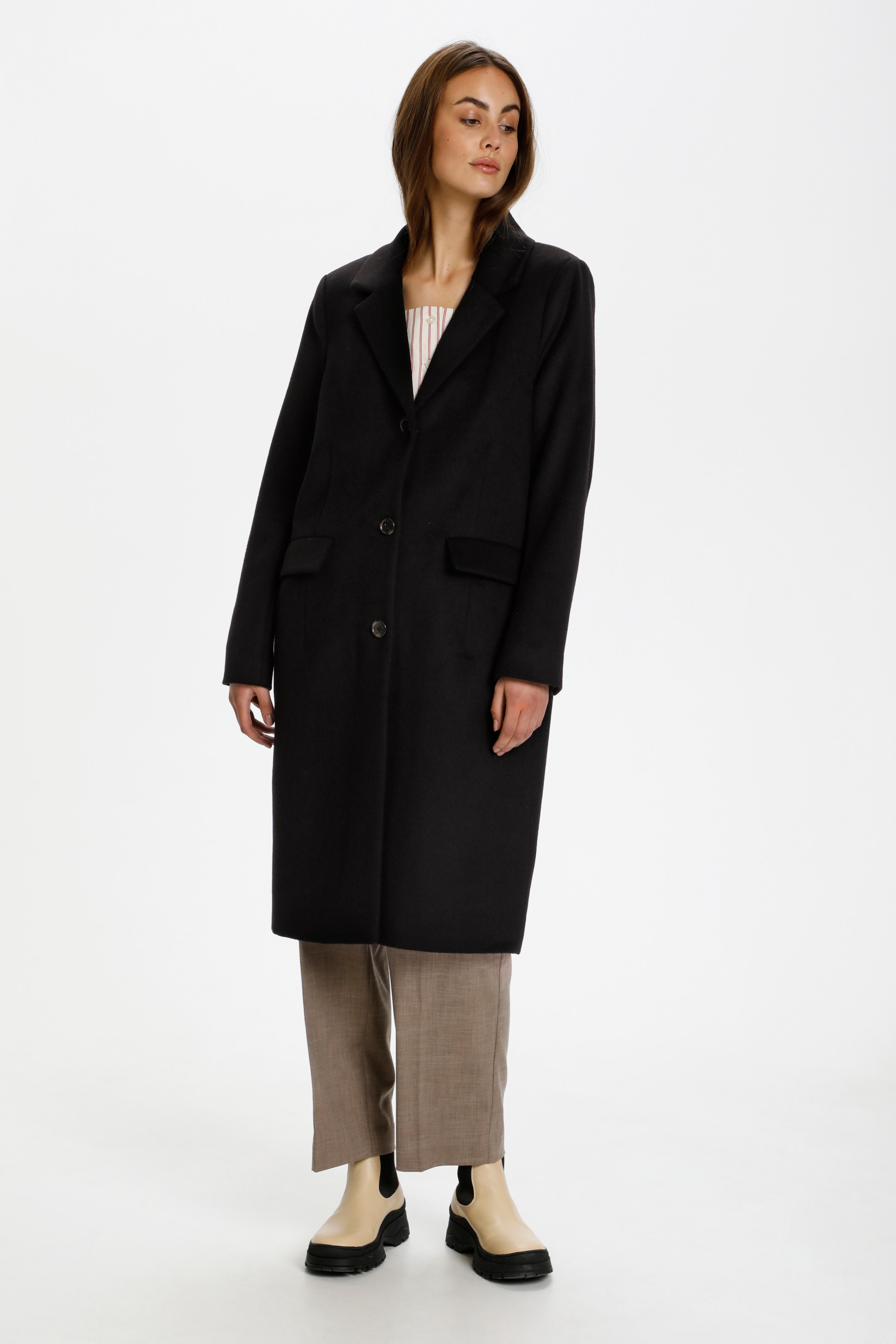 Mantel LOOKBOOK FRONT 30405551-194008