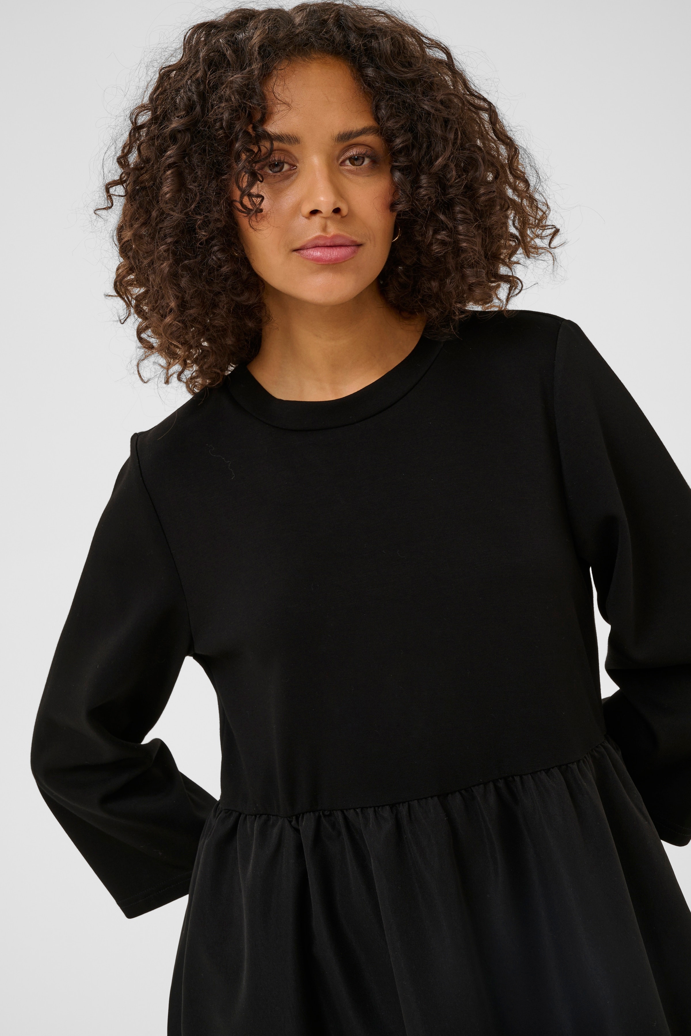 KArosa Kjole LOOKBOOK DETAIL 10511223-100121B