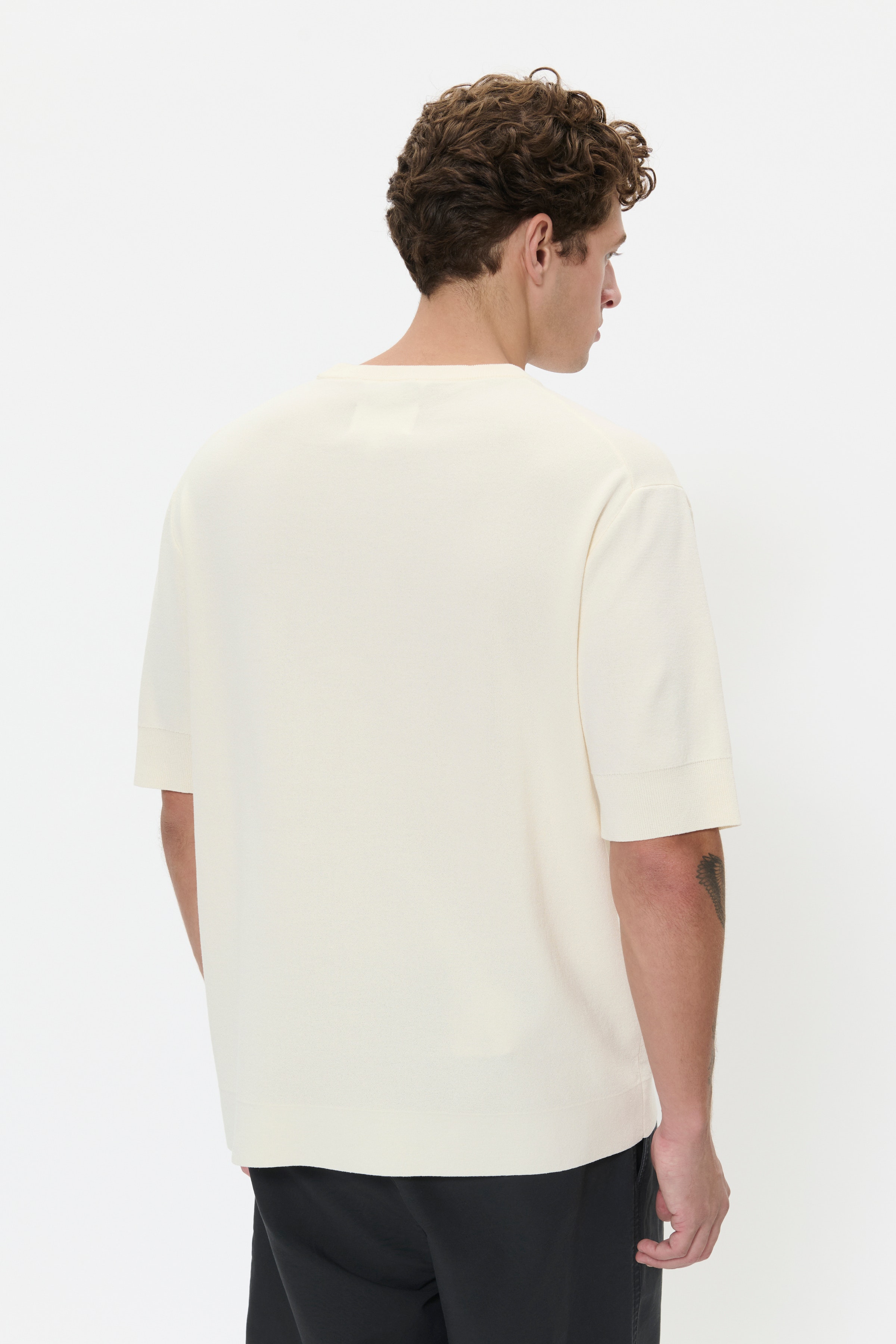 MAtrivolt M73 Strikket T-shirt LOOKBOOK BACK 30208109-110104
