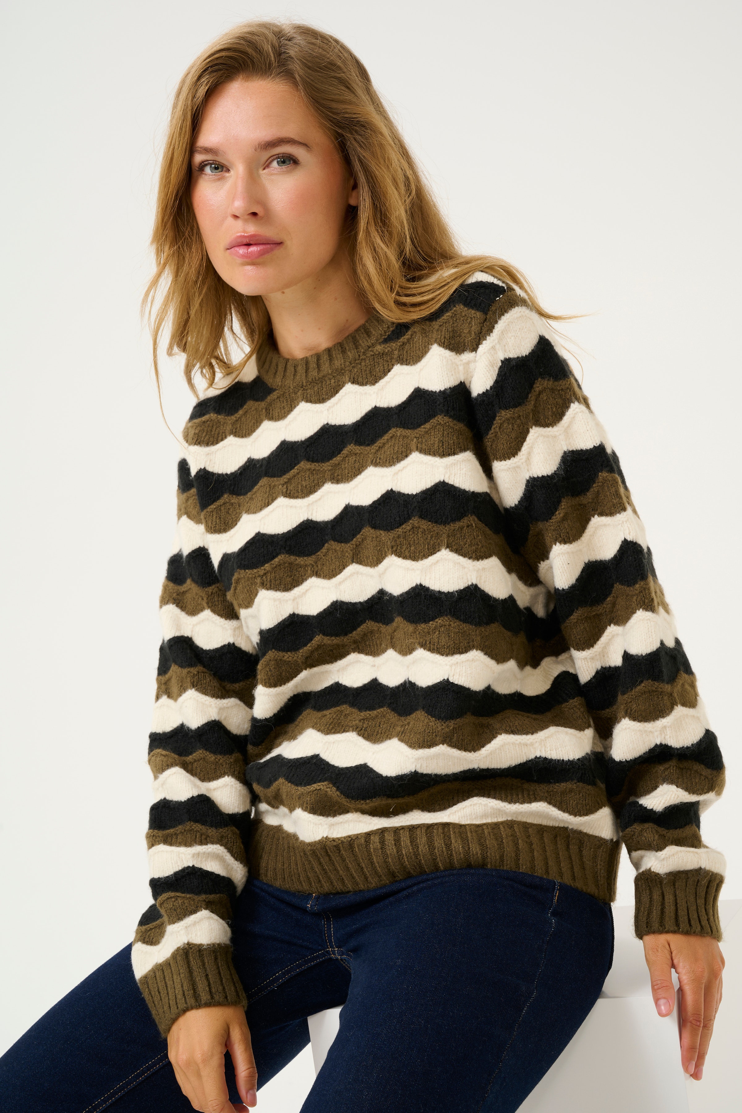 CUanthonia Pullover LOOKBOOK DETAIL 50111065-181016