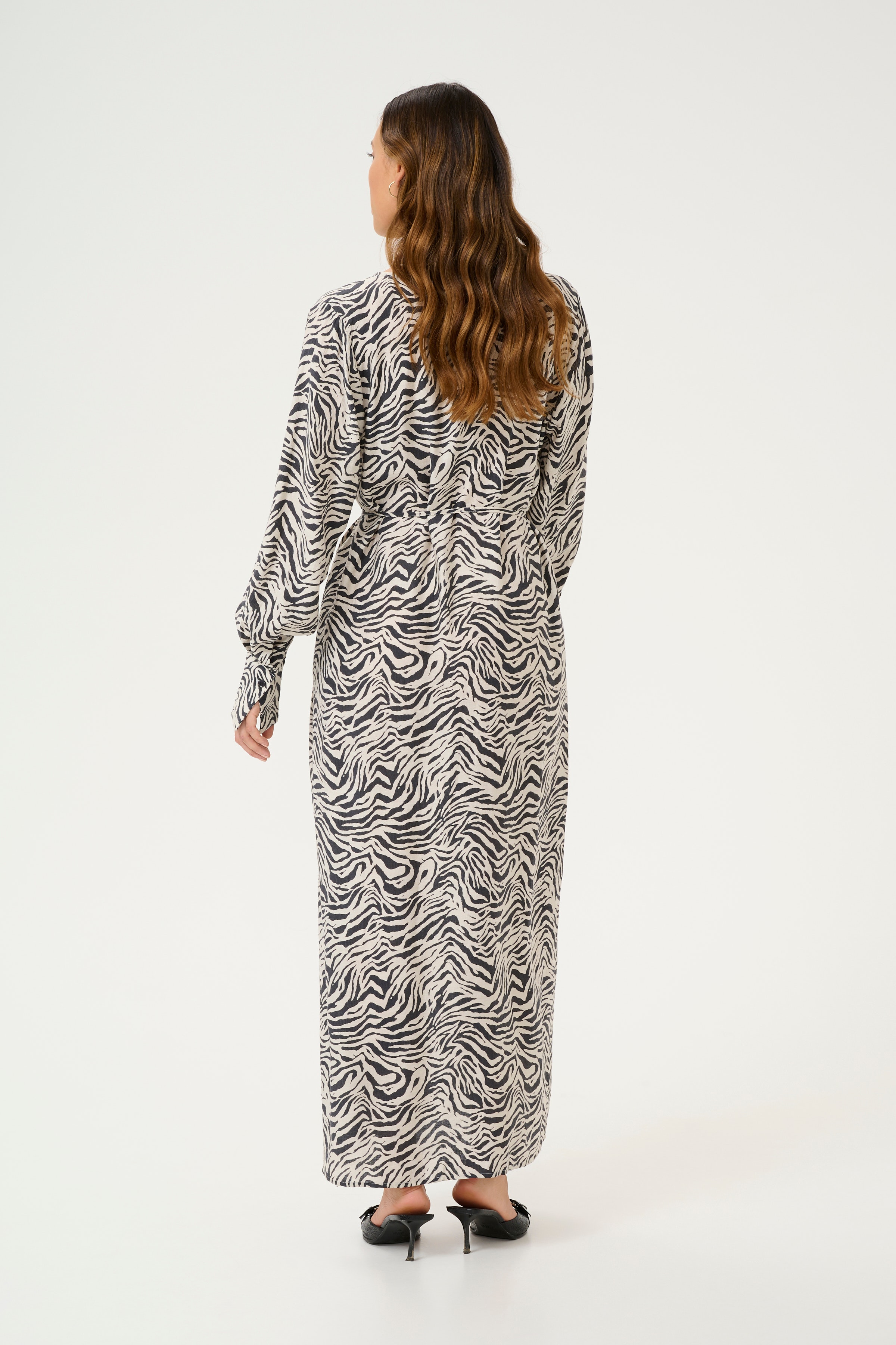 KAjodie Kjole LOOKBOOK BACK 10552359-107186