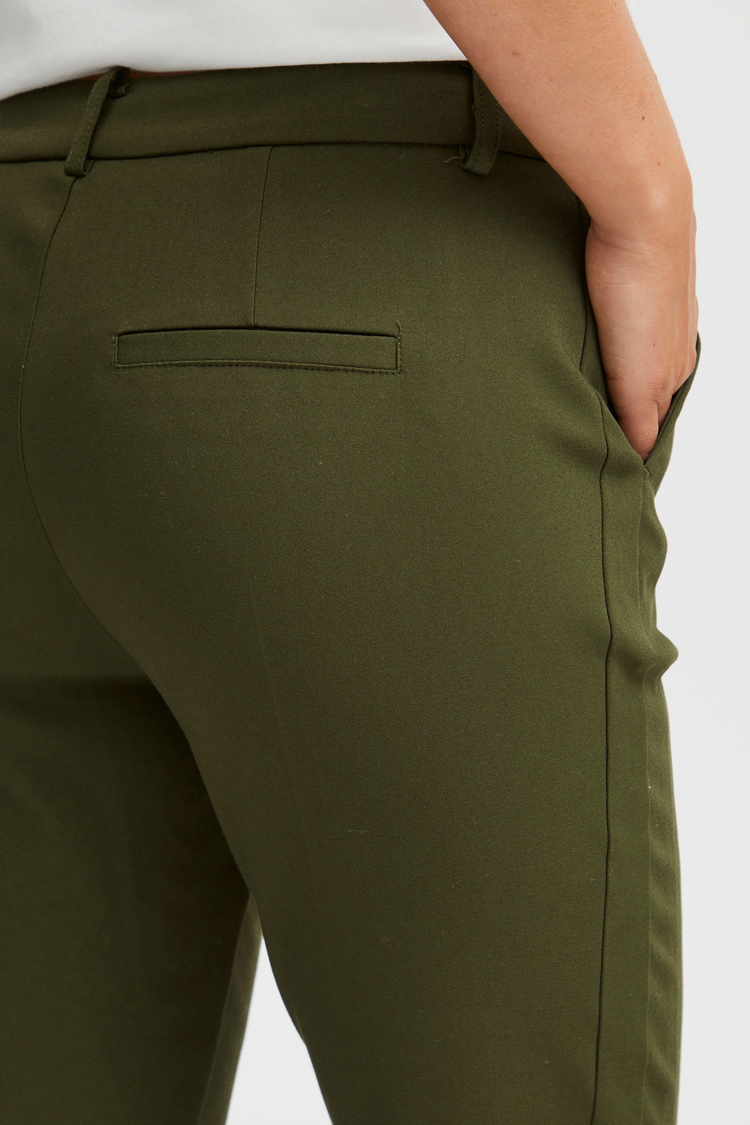 FRVITAE Trousers LOOKBOOK DETAIL 20611257-190419