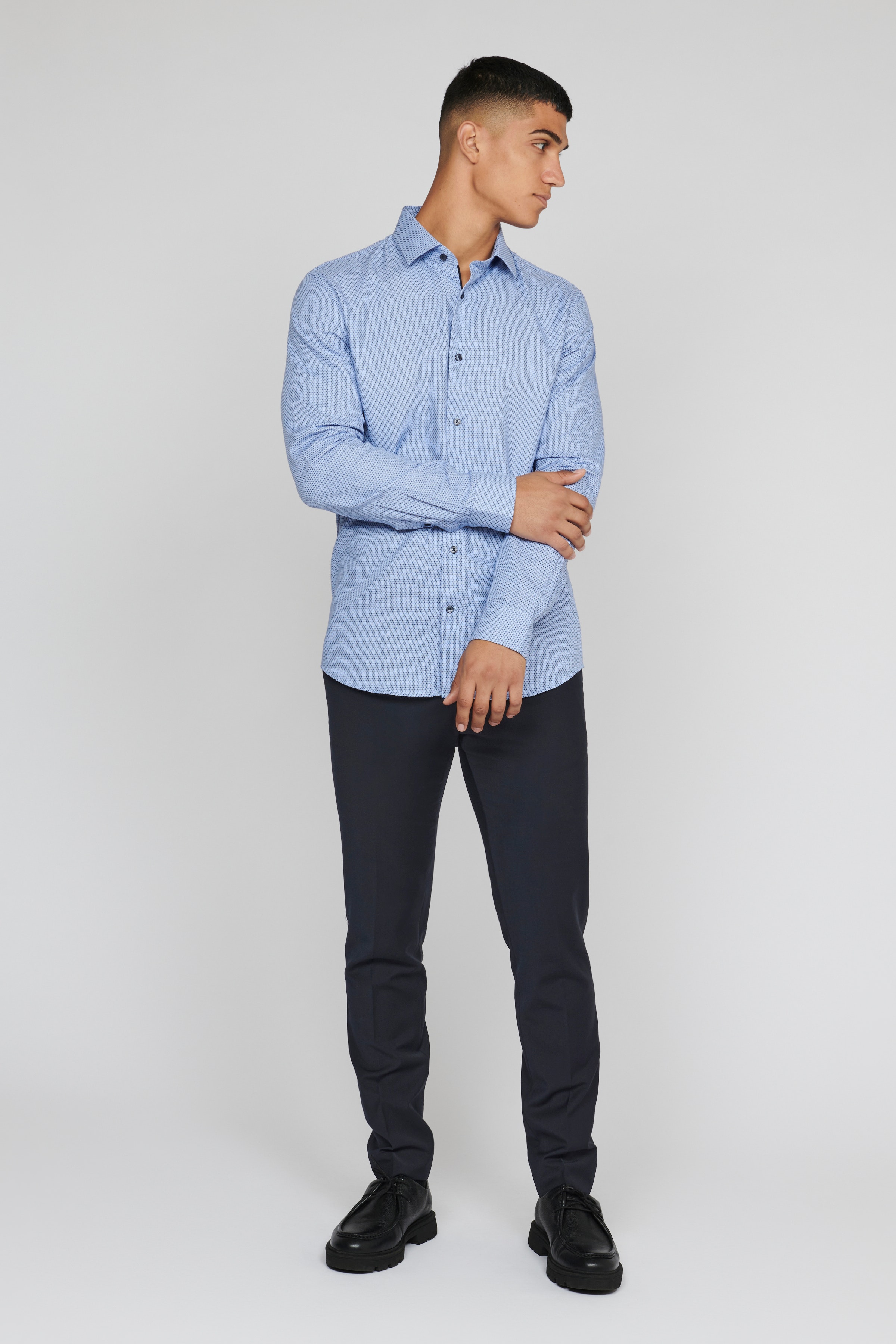 MAtrostol Shirt LOOKBOOK FRONT 30207165-194028