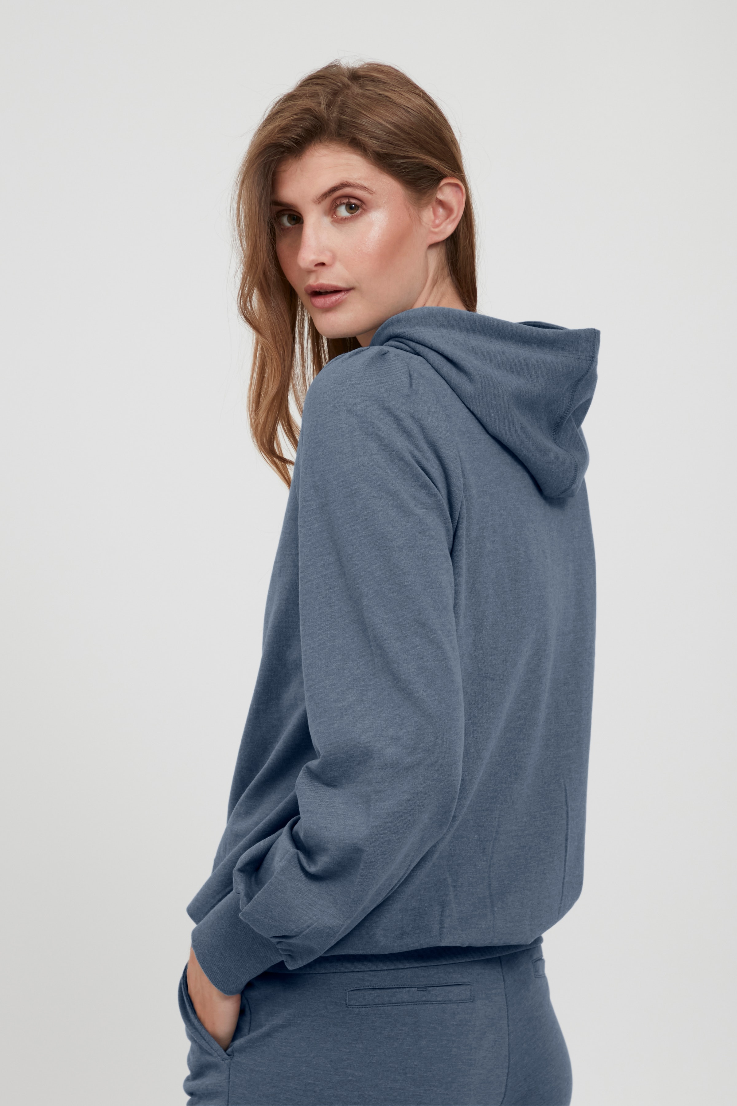 FRBESWEAT Sweatshirt LOOKBOOK FRONT 20609435-184028