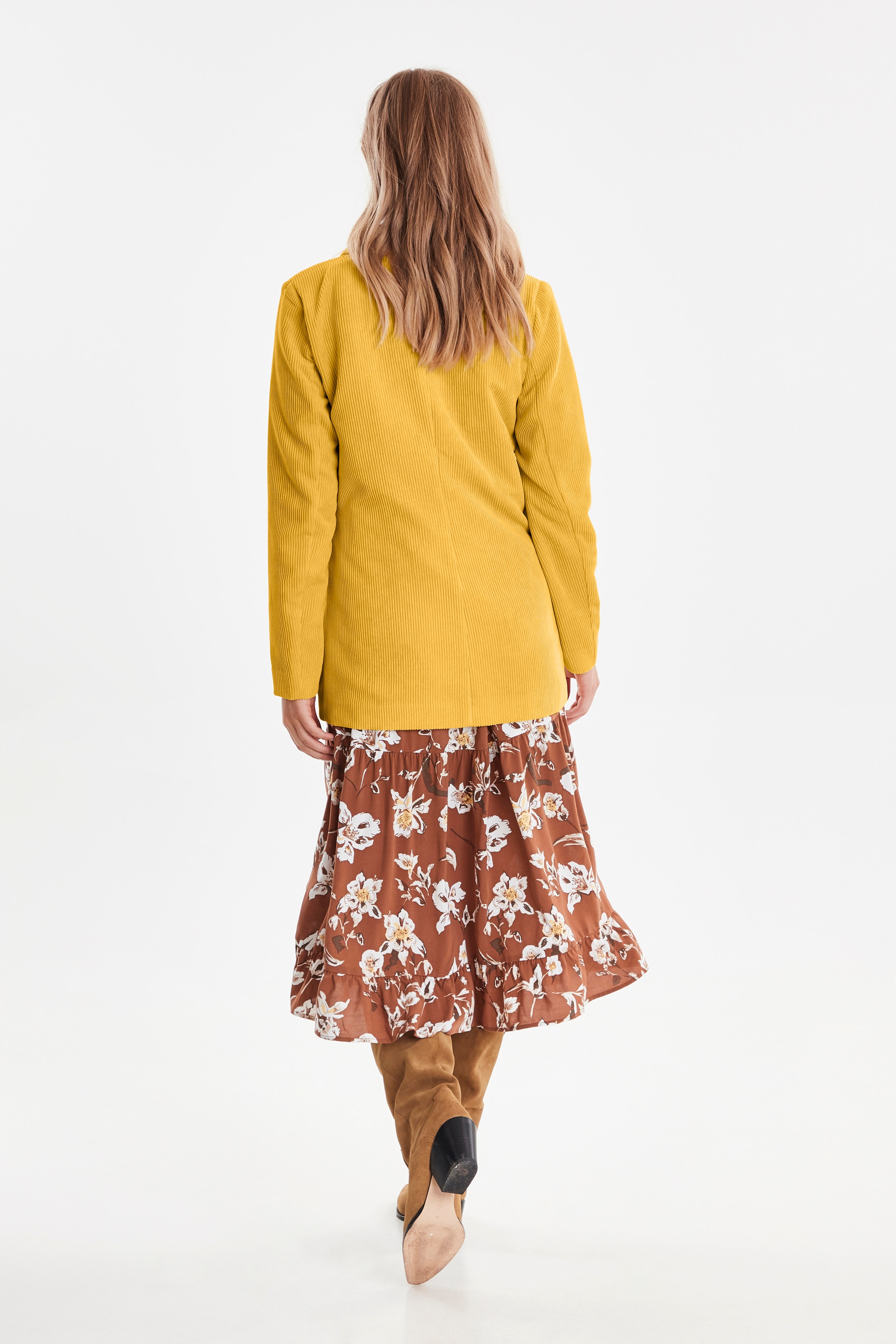 BYElin blazer LOOKBOOK BACK 20807413-80702