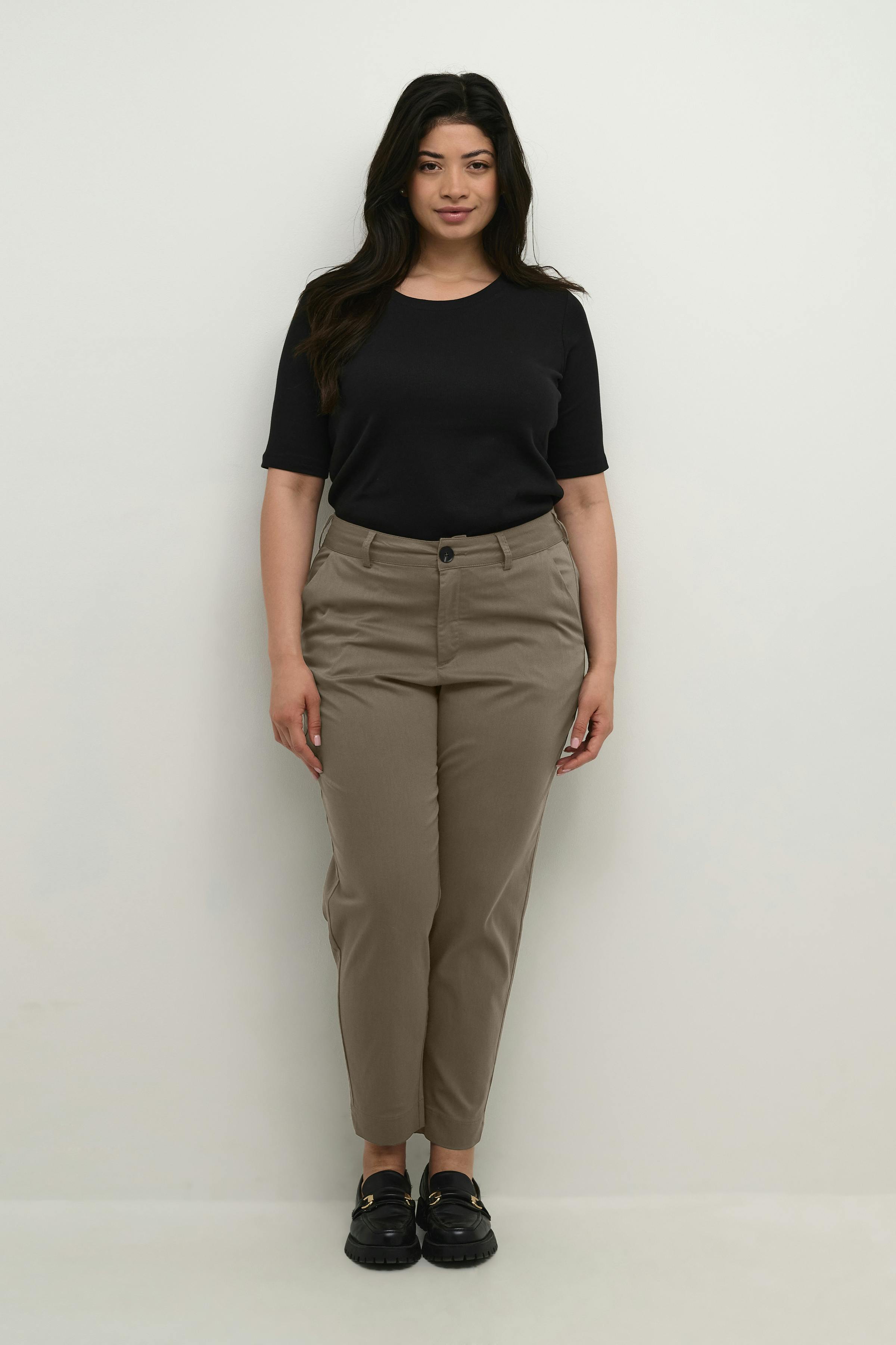 KCleana Hose LOOKBOOK FRONT 10581546-190810