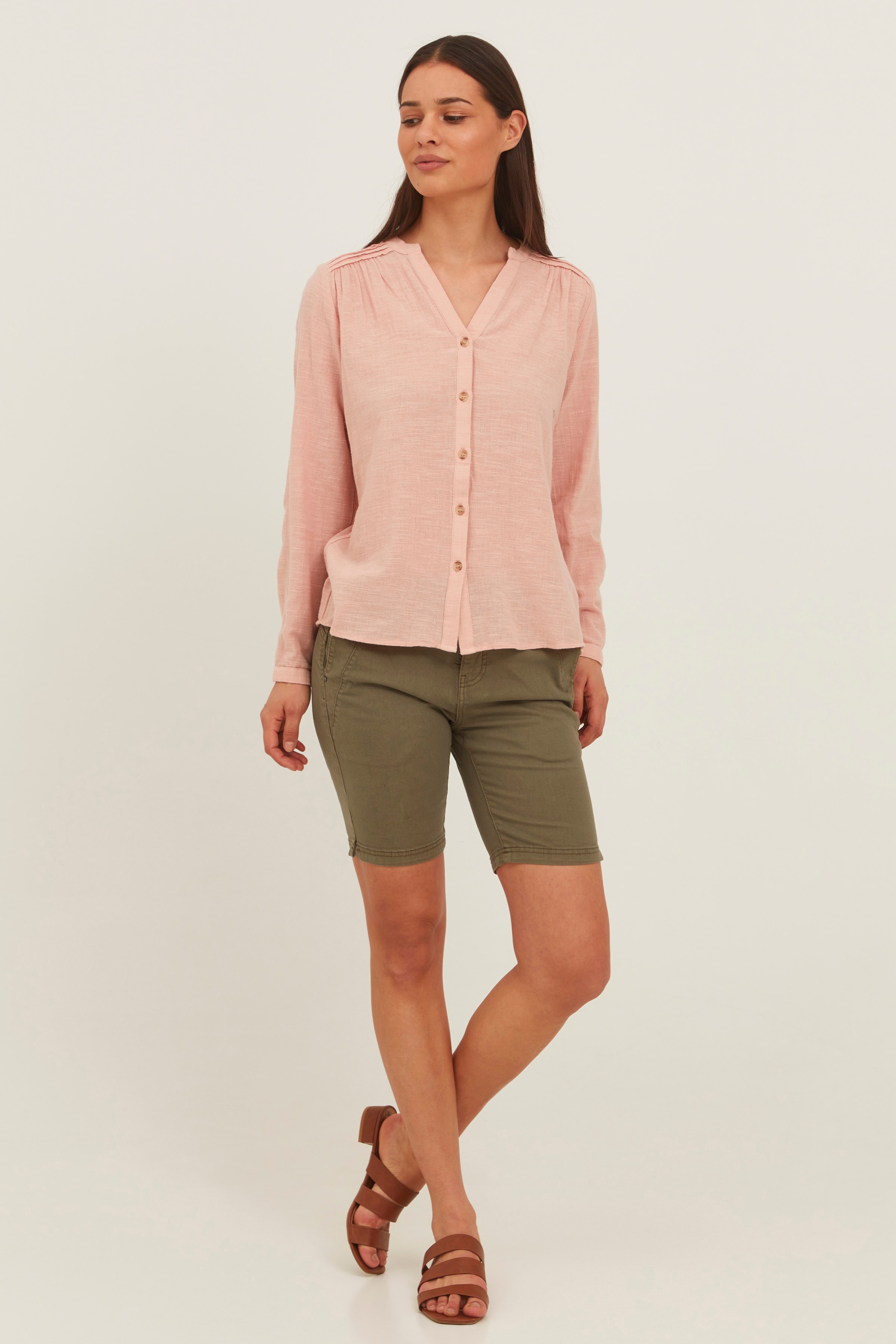 Blouse with short sleeve LOOKBOOK FRONT 20609688-151512