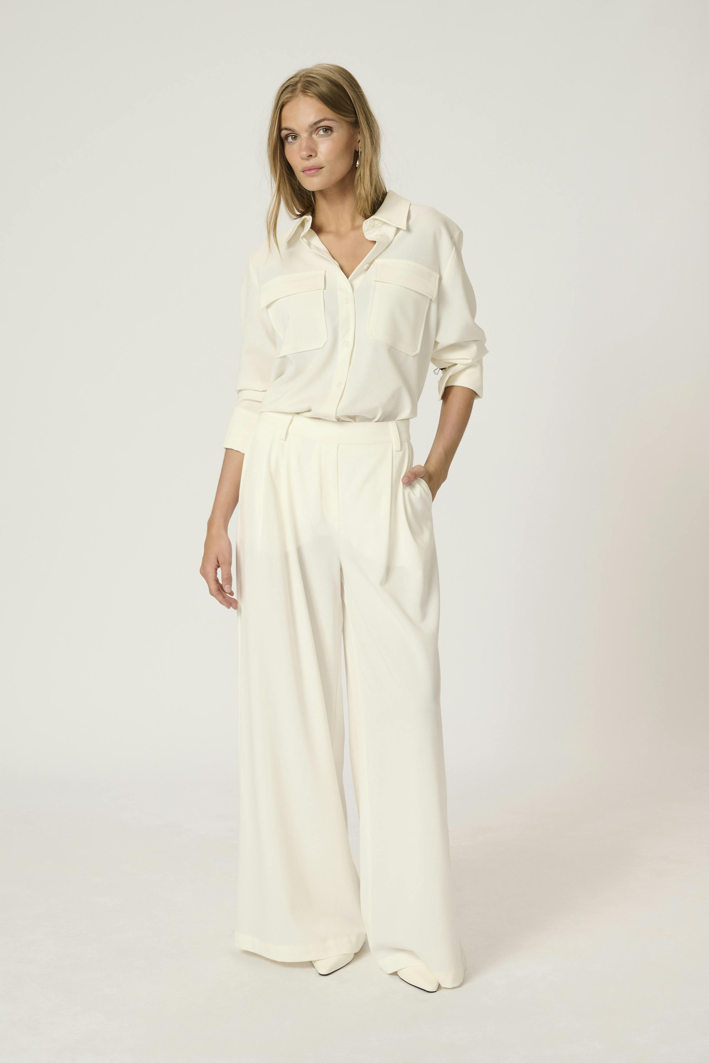 HaceMW Trousers LOOKBOOK FRONT 10705123-110602