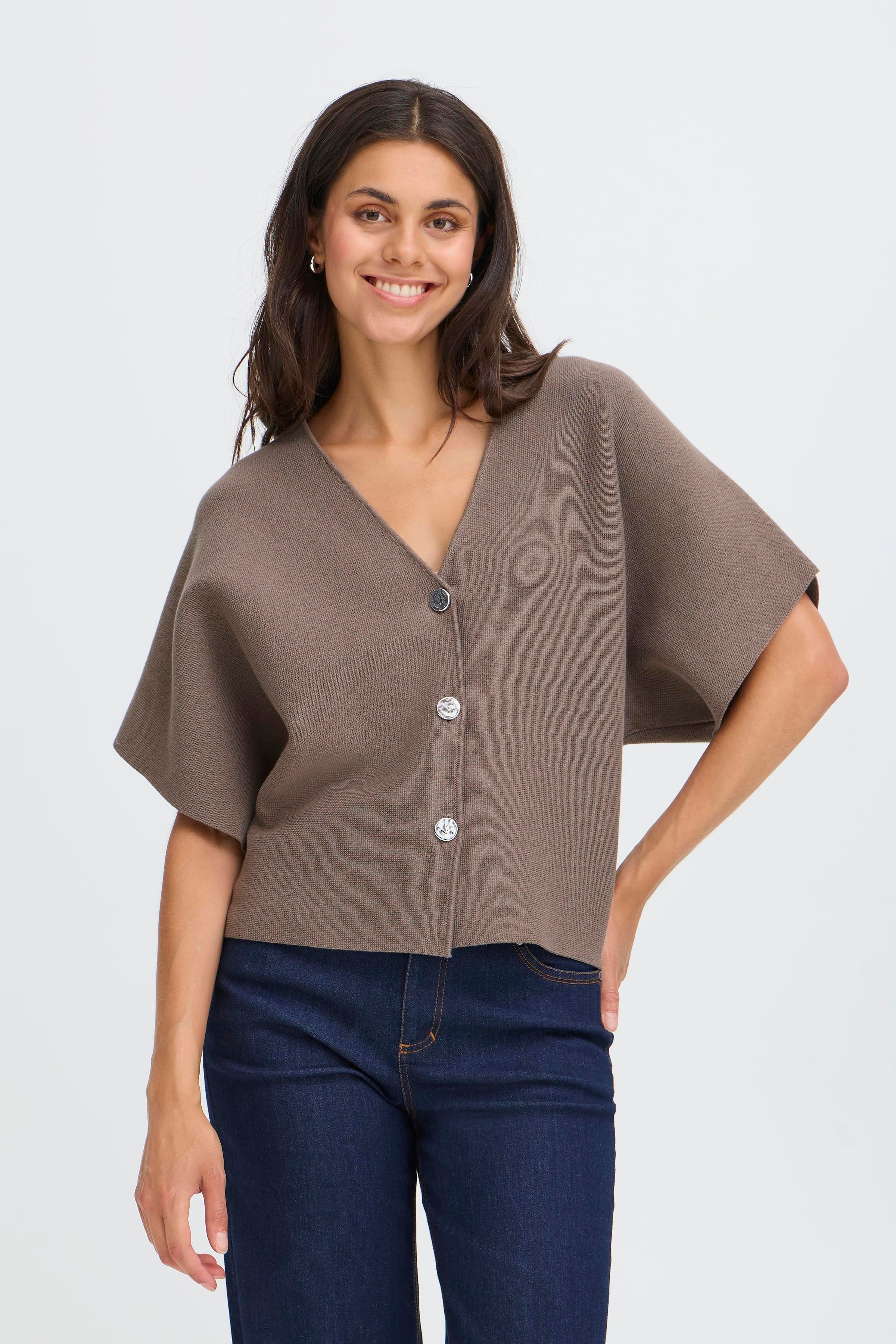FRITA Cardigan LOOKBOOK FRONT 20617308-181304