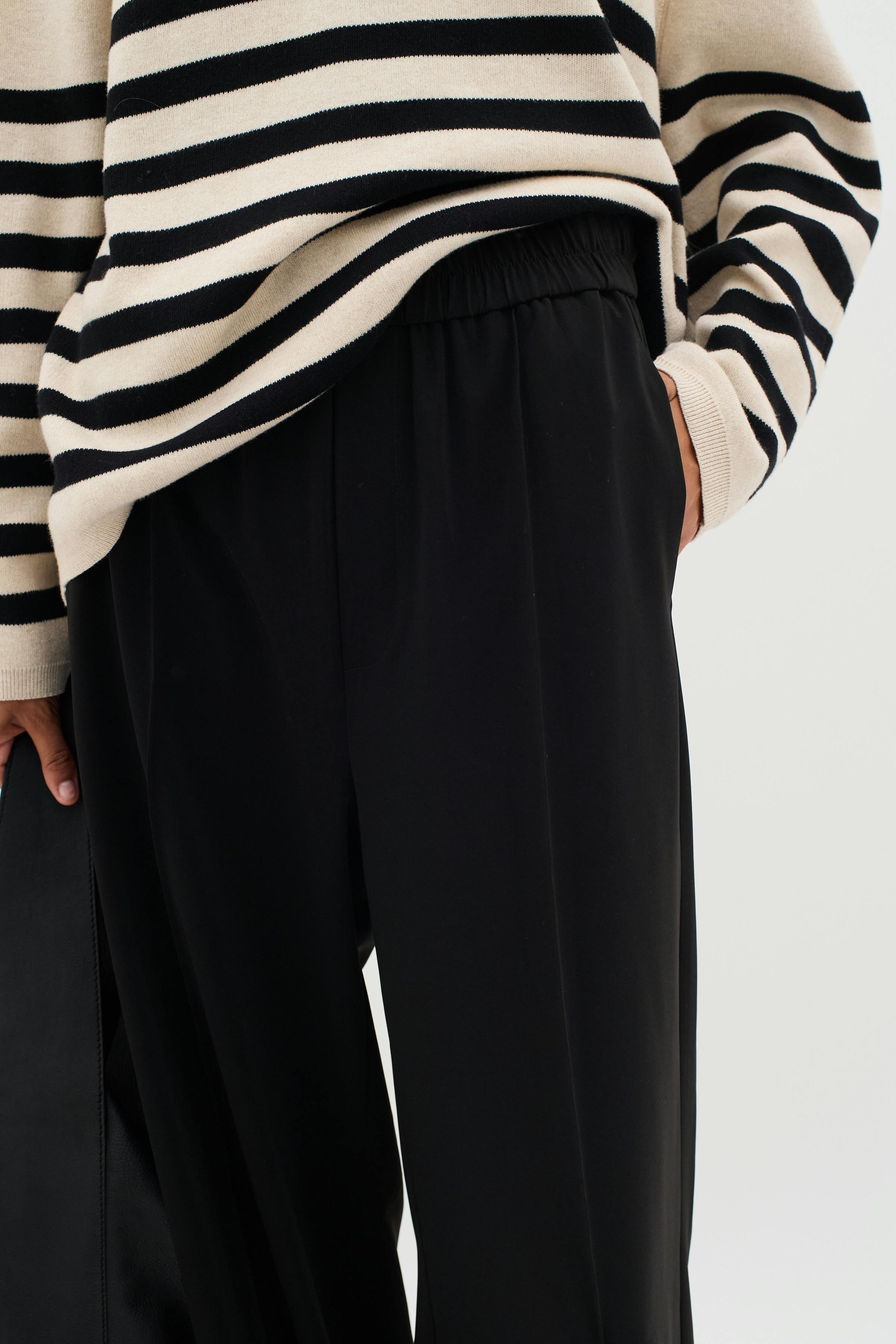 KamiIW Wide Trousers LOOKBOOK DETAIL 30109704-194008