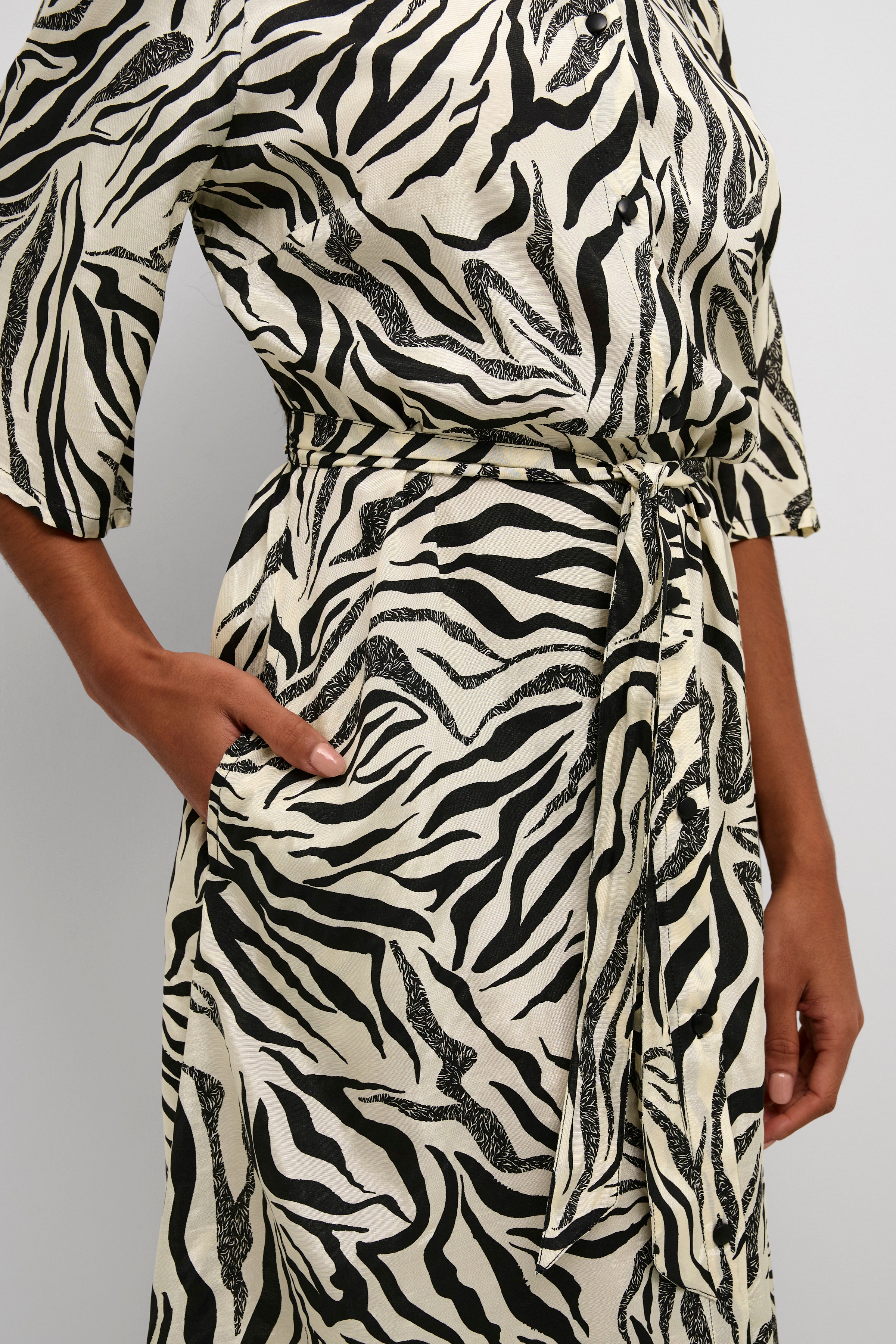 KAsafir Kjole LOOKBOOK DETAIL 10507482-104901