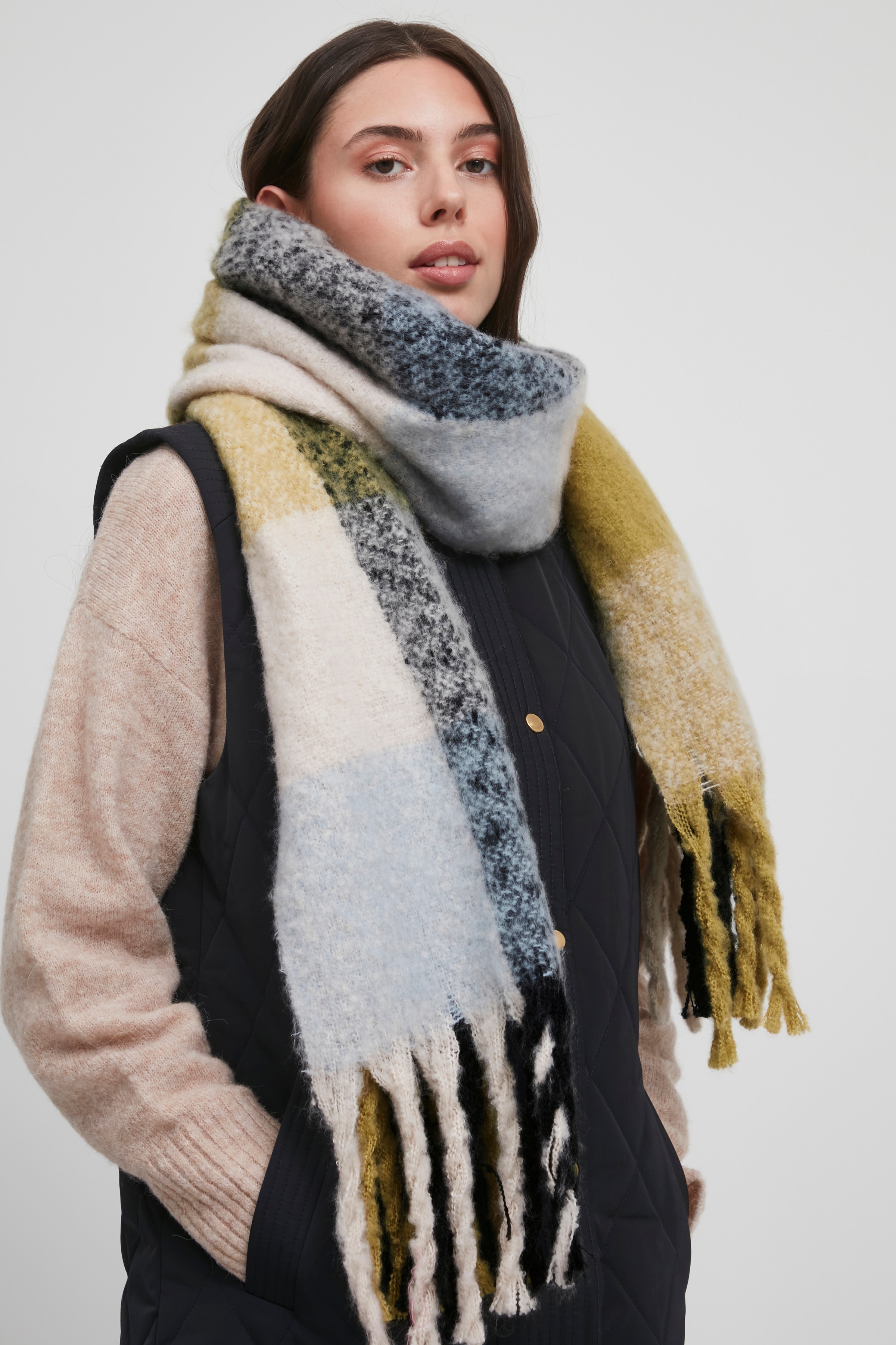 IAAGGE Skjerf LOOKBOOK FRONT 20107578-144210