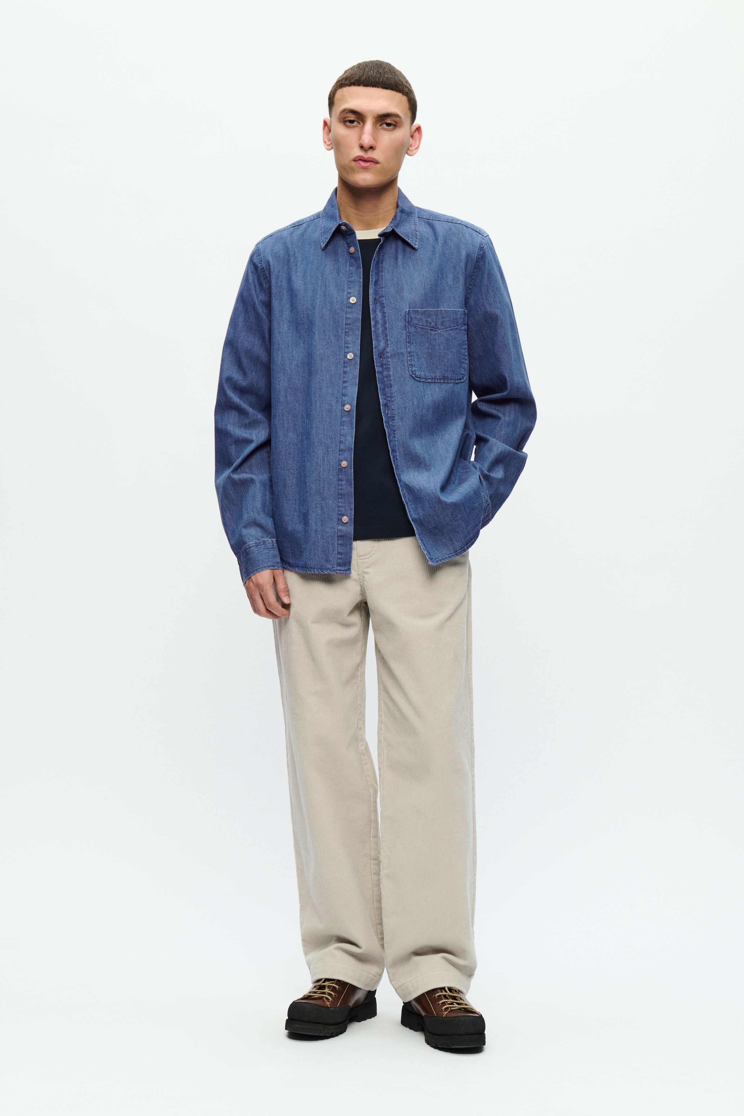 WWAdrian Shirt LOOKBOOK FRONT 30251500-304204