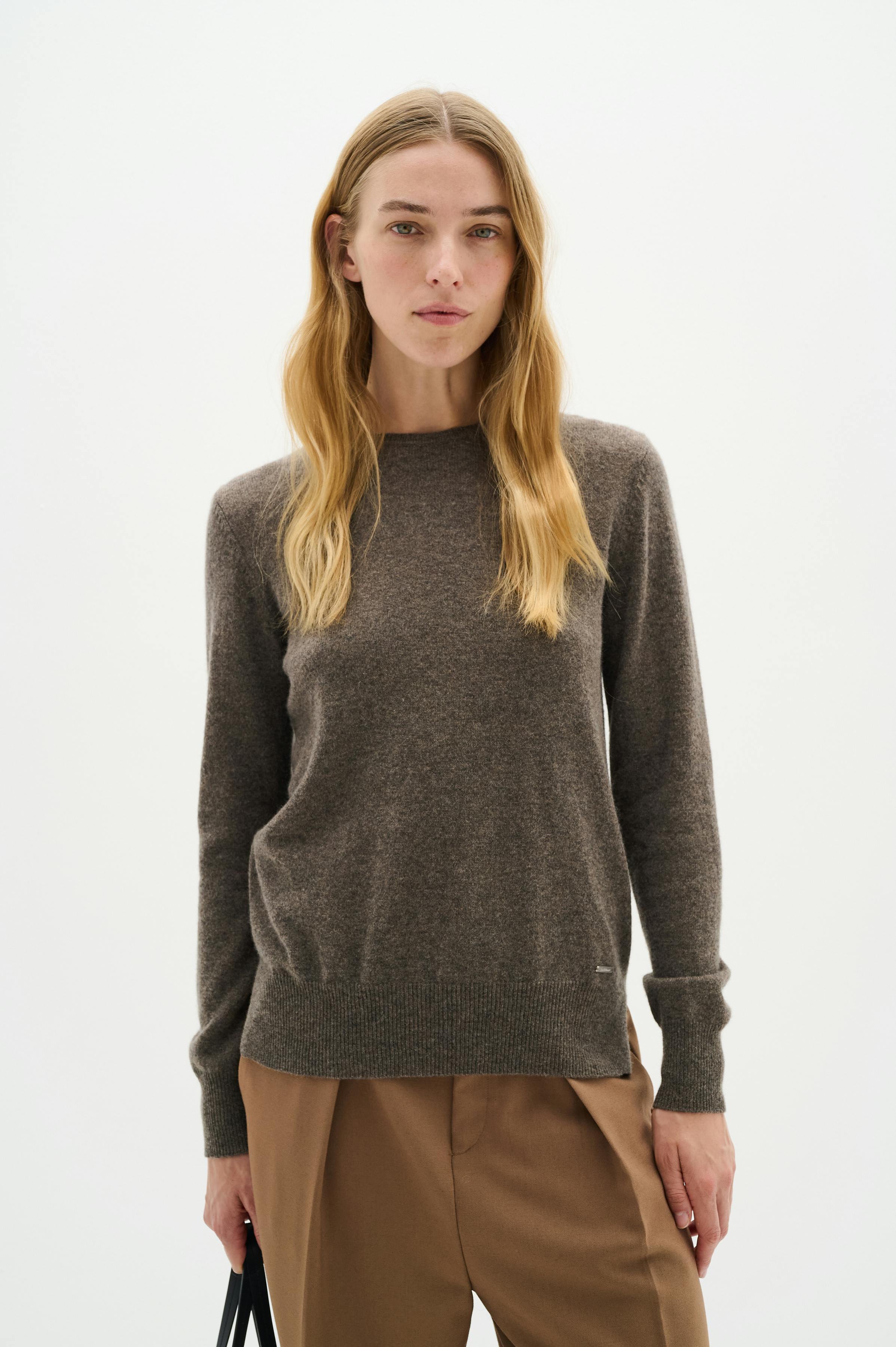 LukkaIW Crew-neck KaschmirPullover LOOKBOOK FRONT 30107629-300872