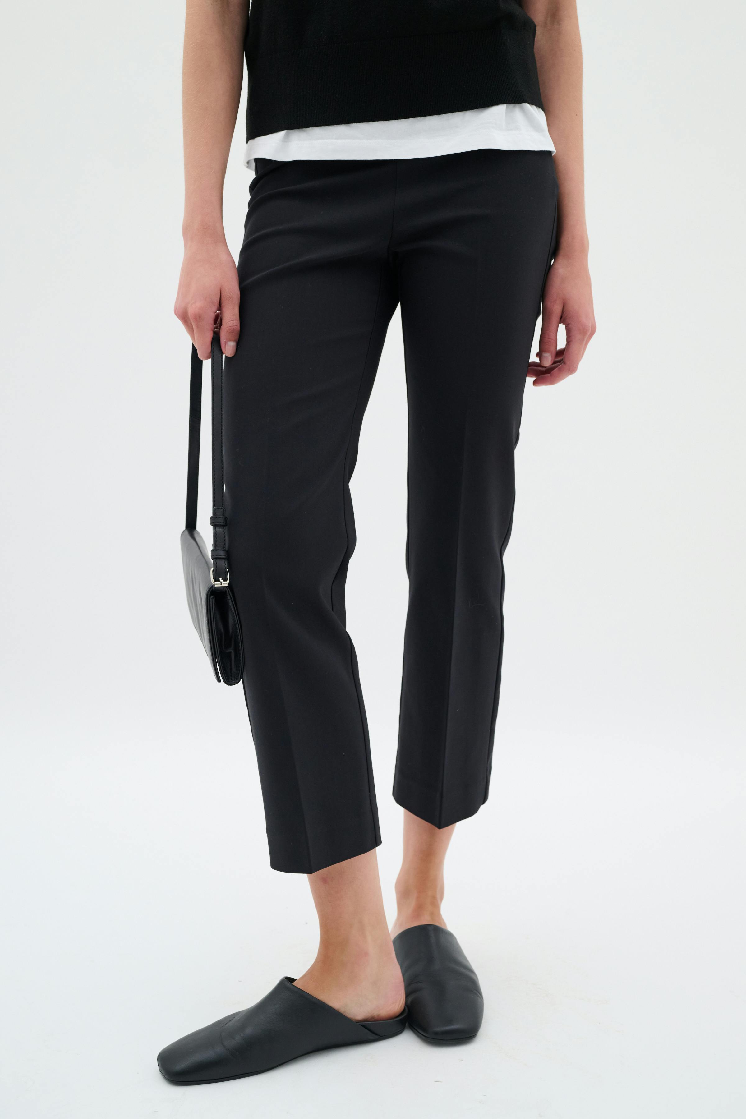 ZiggiIW Kickflare Trousers LOOKBOOK FRONT 30109516-194008