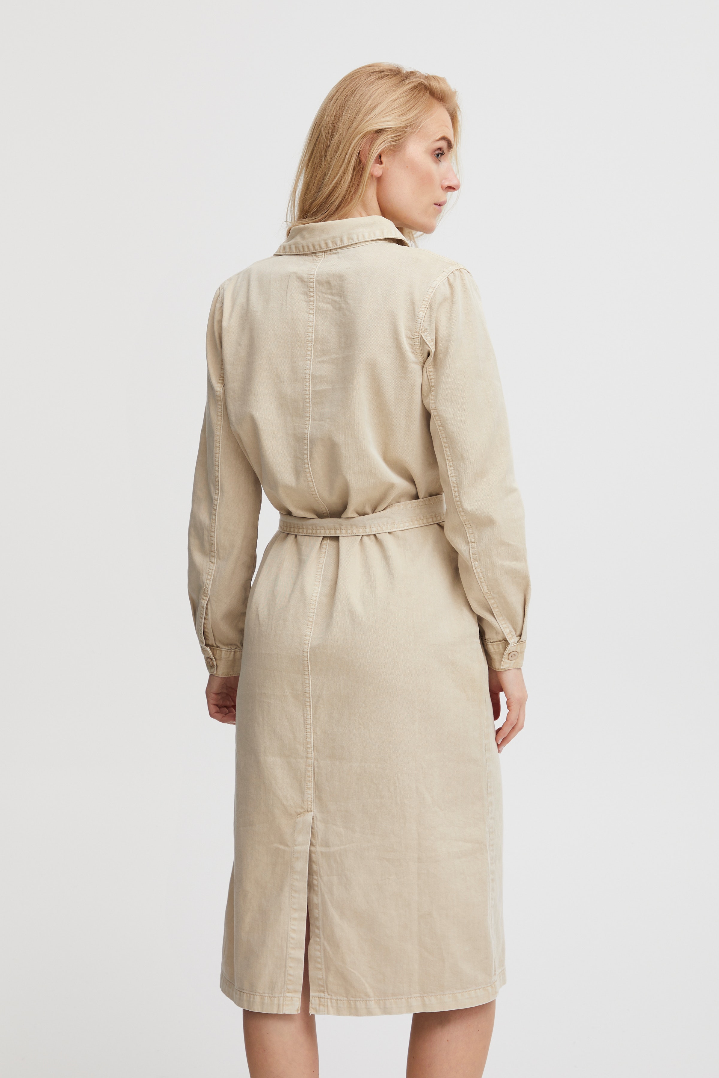 PZLAINA Kjole LOOKBOOK FRONT 50207575-141208