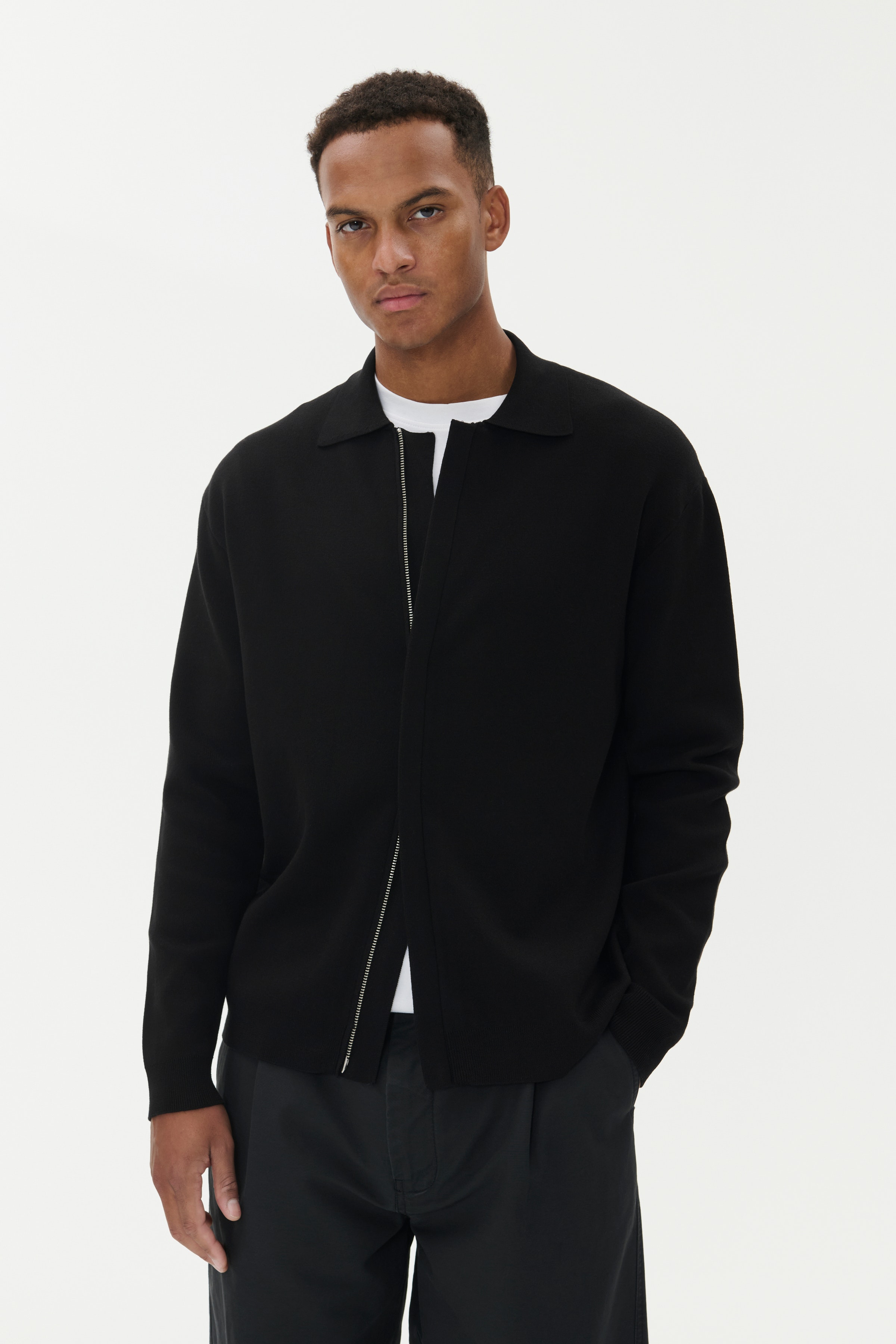 MAsantiago LOOKBOOK FRONT 30207804-300275