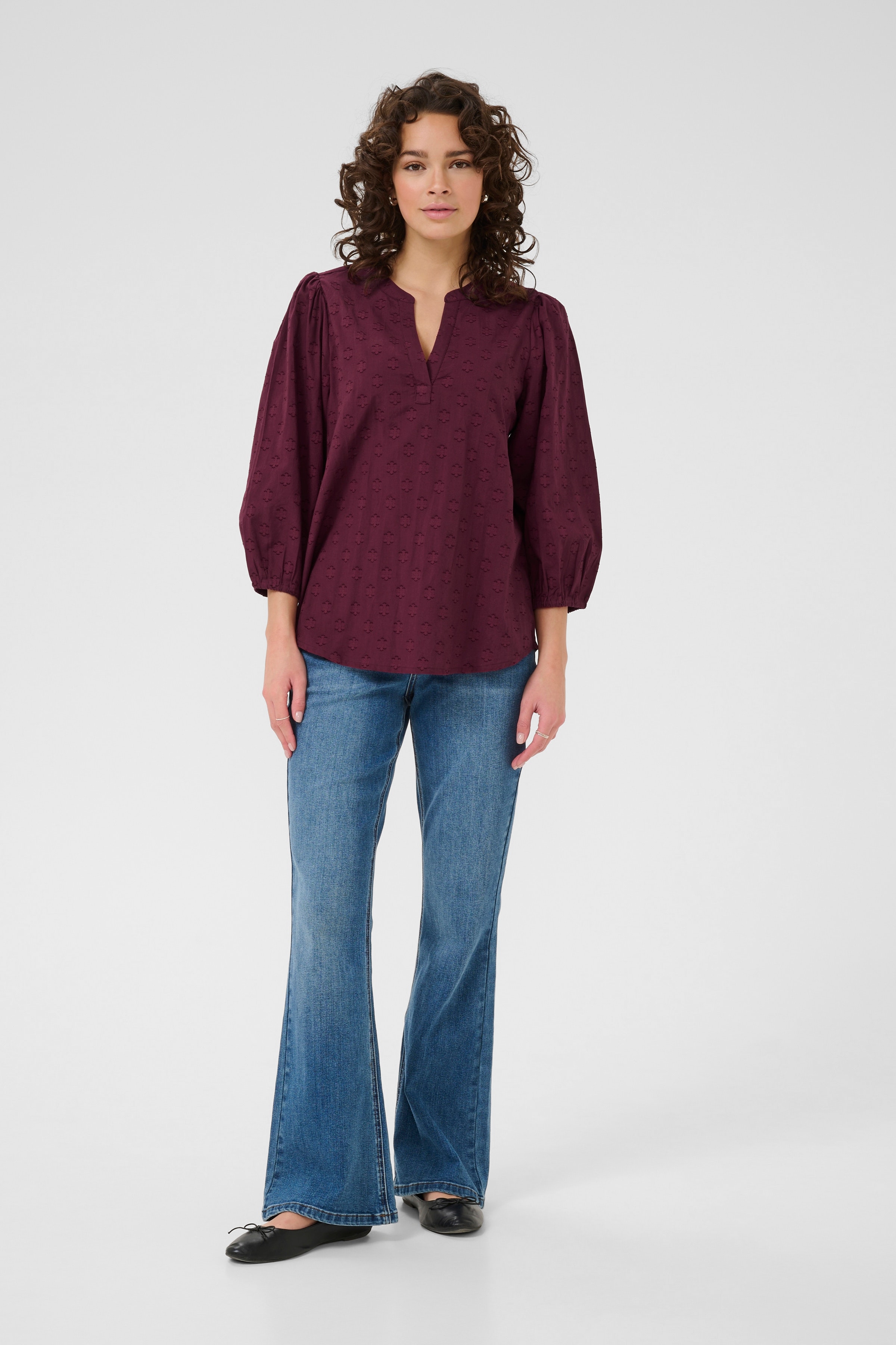 KAenya Bluse LOOKBOOK FRONT 10510755-191528