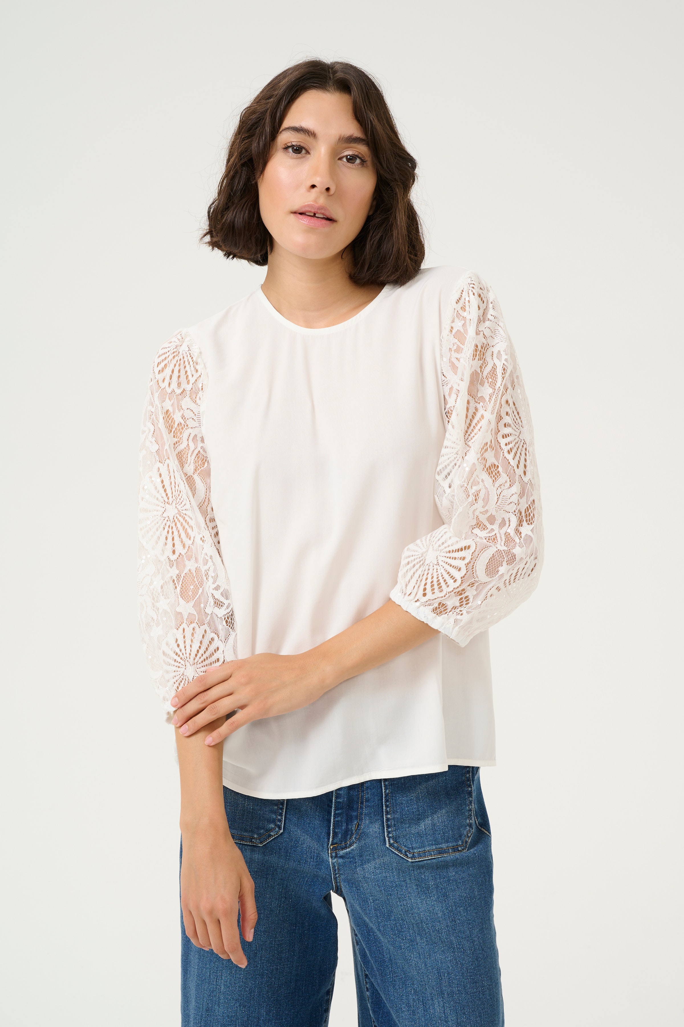 KAemilia Blondebluse LOOKBOOK FRONT 10509343-110602