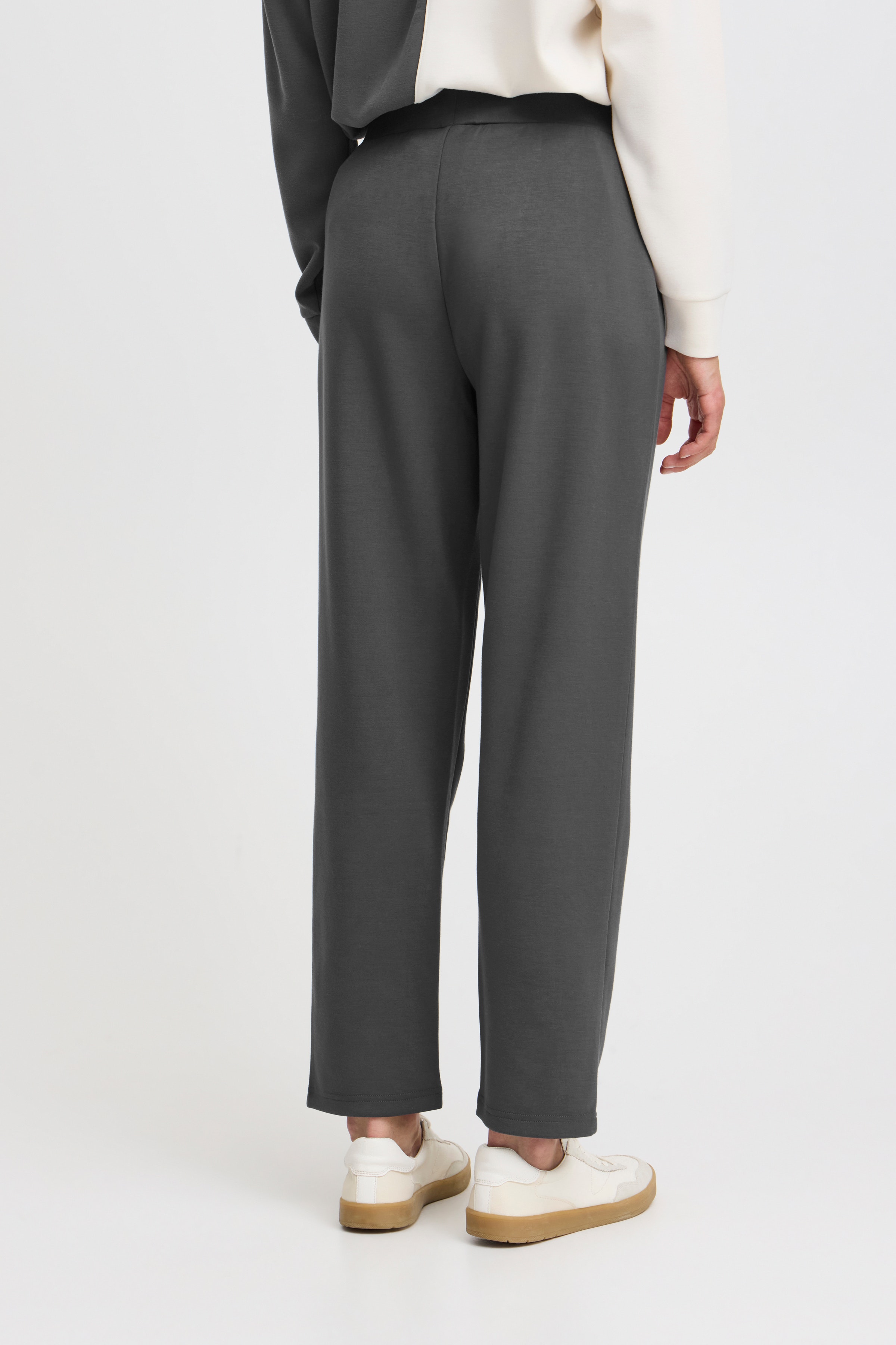 BYTULLAS Trousers LOOKBOOK BACK 20815325-190201