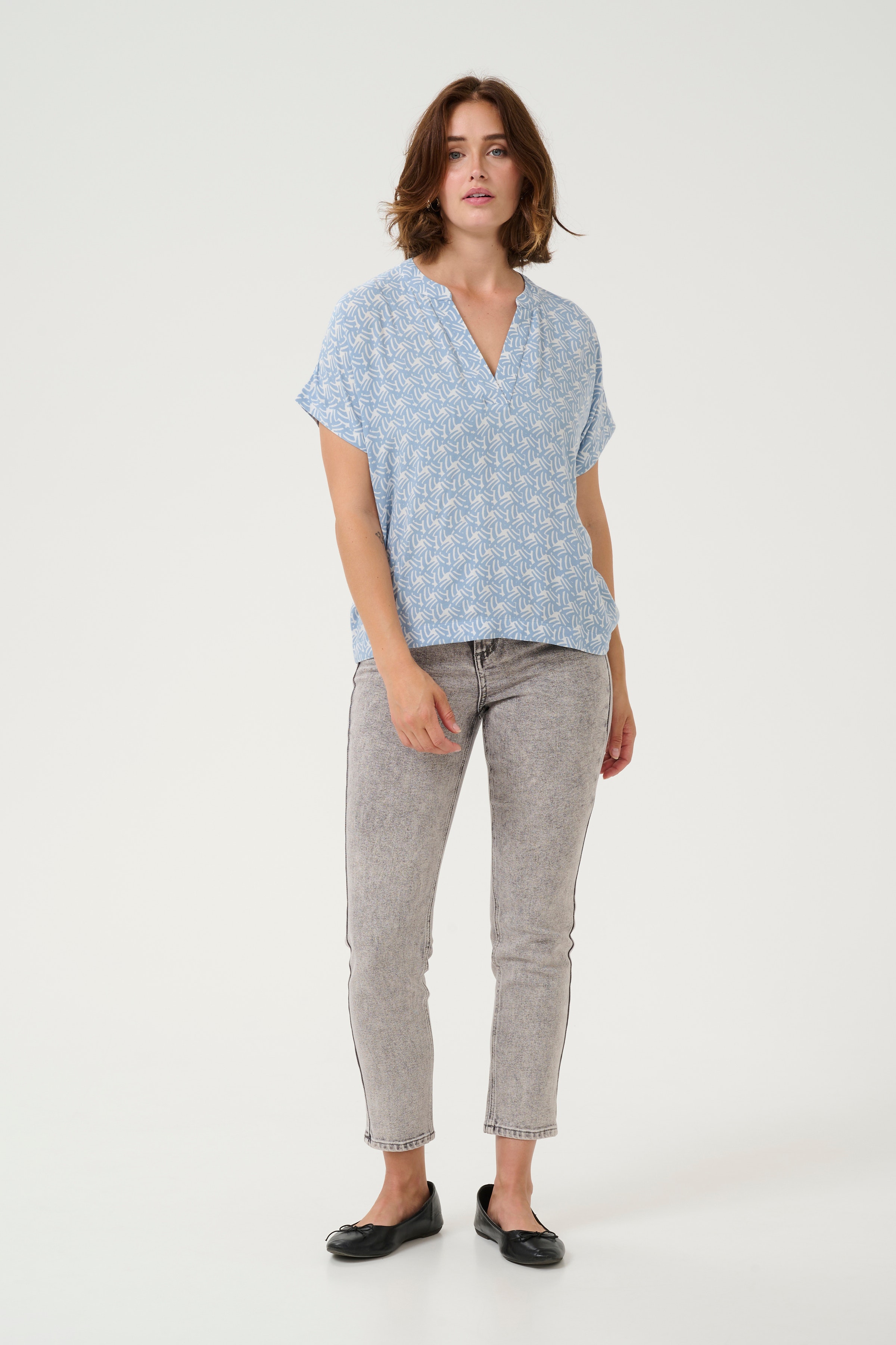 KAano Bluse LOOKBOOK FRONT 10506568-107288