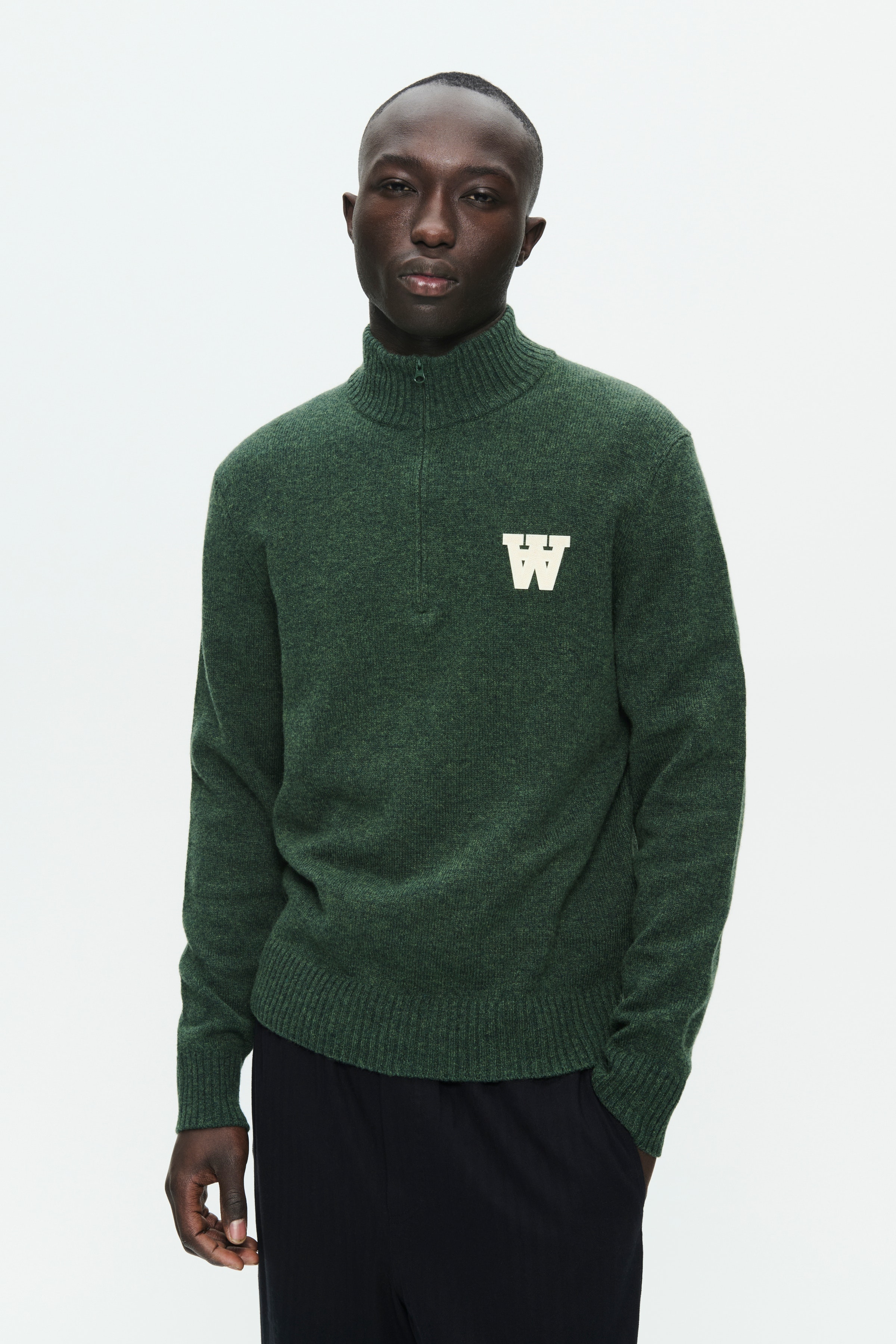 WWBlu Pullover LOOKBOOK FRONT 30250159-W8237